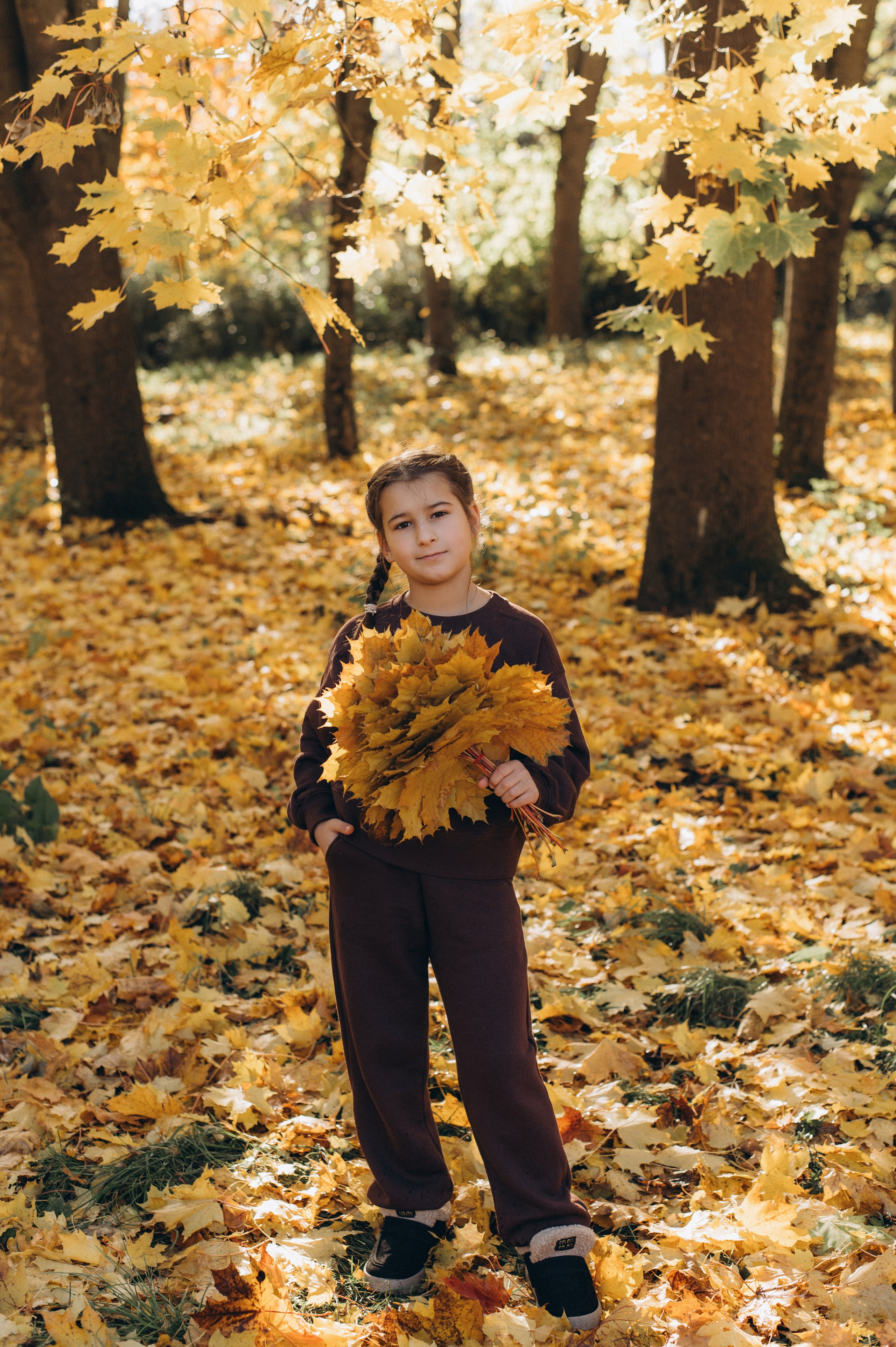 Осіння фотосесія 4 класу на віньєтки, випускні фотоальбоми Тернопіль, фотосесія випускників Тернопіль, шкільний випускний альбом Тернопіль. Сімейний, дитячий та індивідуальний фотограф в м. Тернопіль, м. Львів