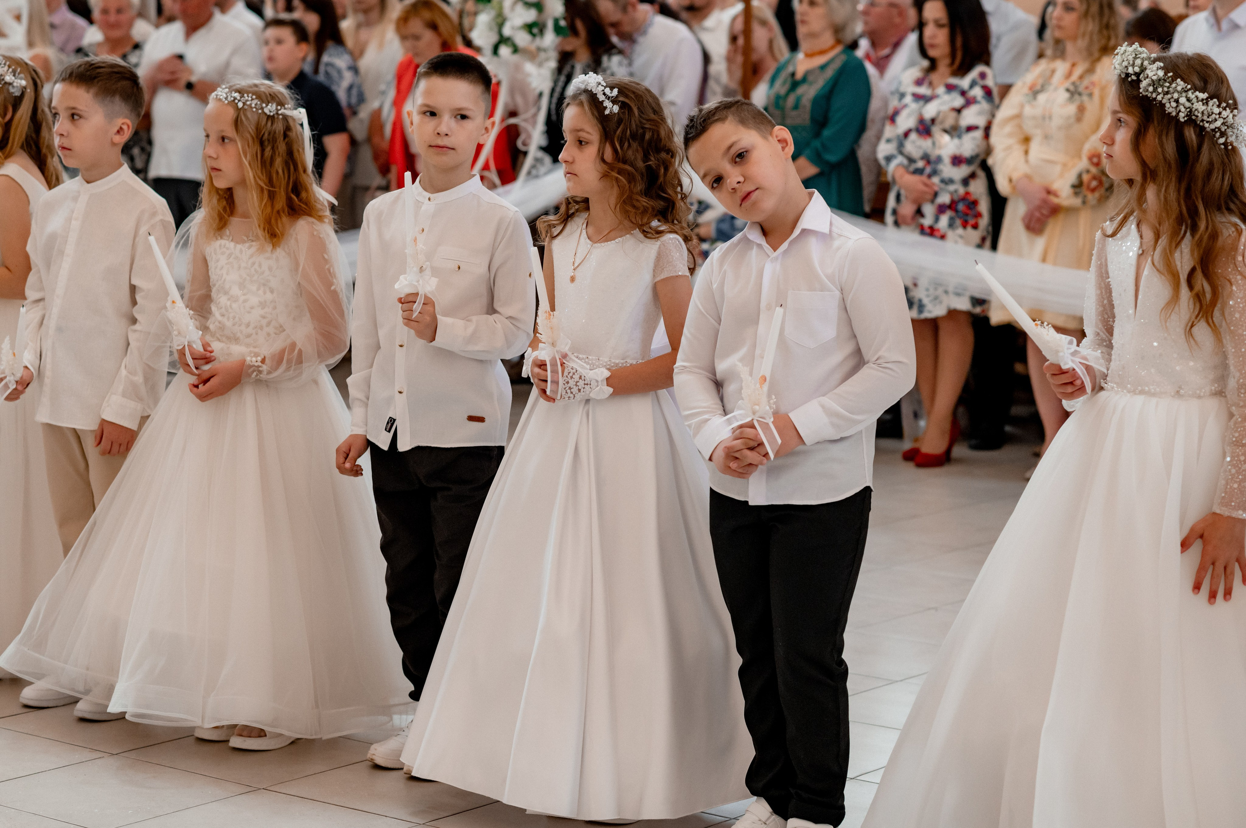 Фотосесія Першого Причастя Тернопіль, зйомка Причастя Тернопіль, Таїнство Першого Причастя Тернопіль, Катедра Причастя Тернопіль. Сімейний, дитячий та індивідуальний фотограф в м. Тернопіль, м. Львів