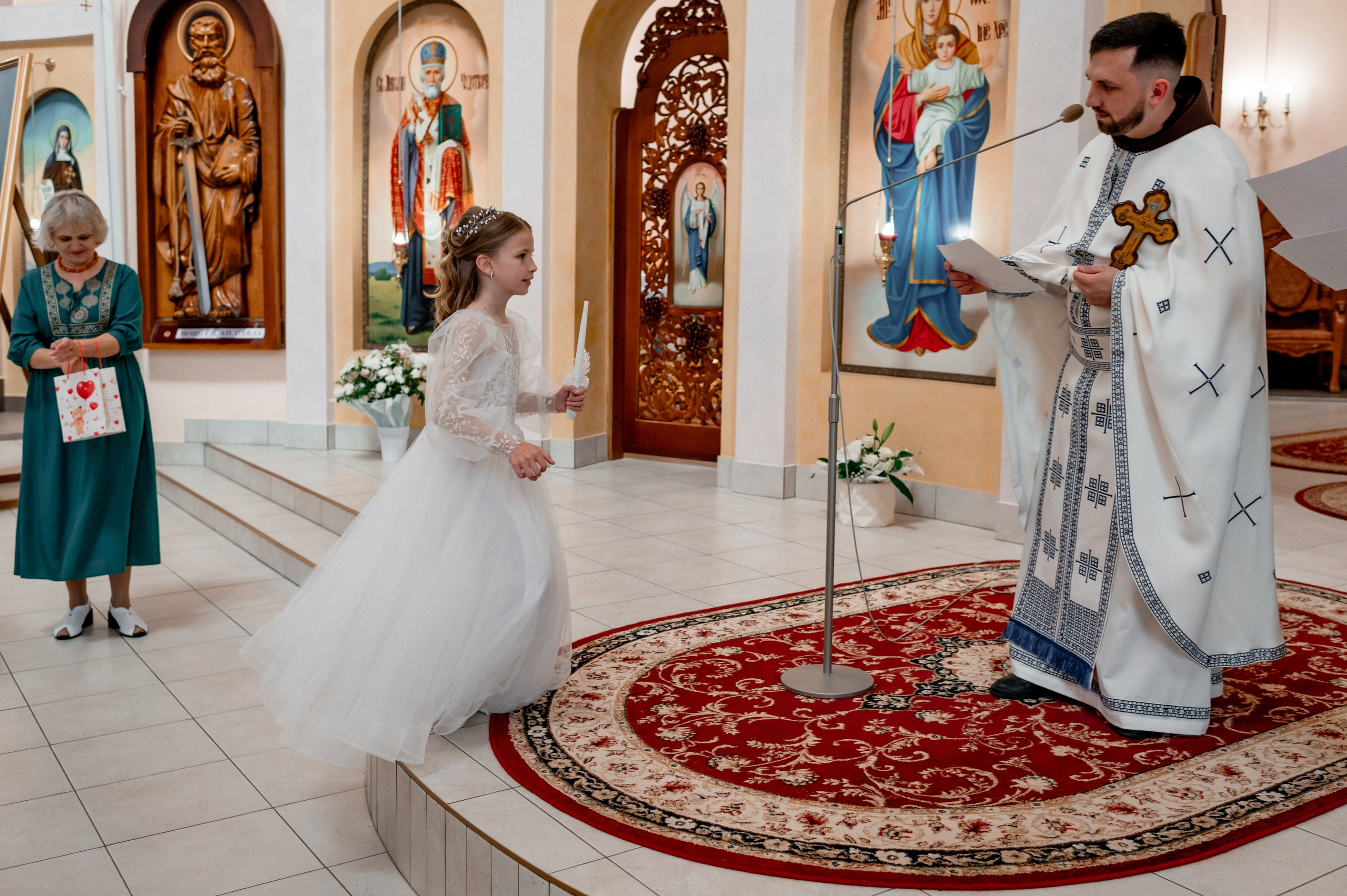 Фотосесія Першого Причастя Тернопіль, зйомка Причастя Тернопіль, Таїнство Першого Причастя Тернопіль, Катедра Причастя Тернопіль. Сімейний, дитячий та індивідуальний фотограф в м. Тернопіль, м. Львів