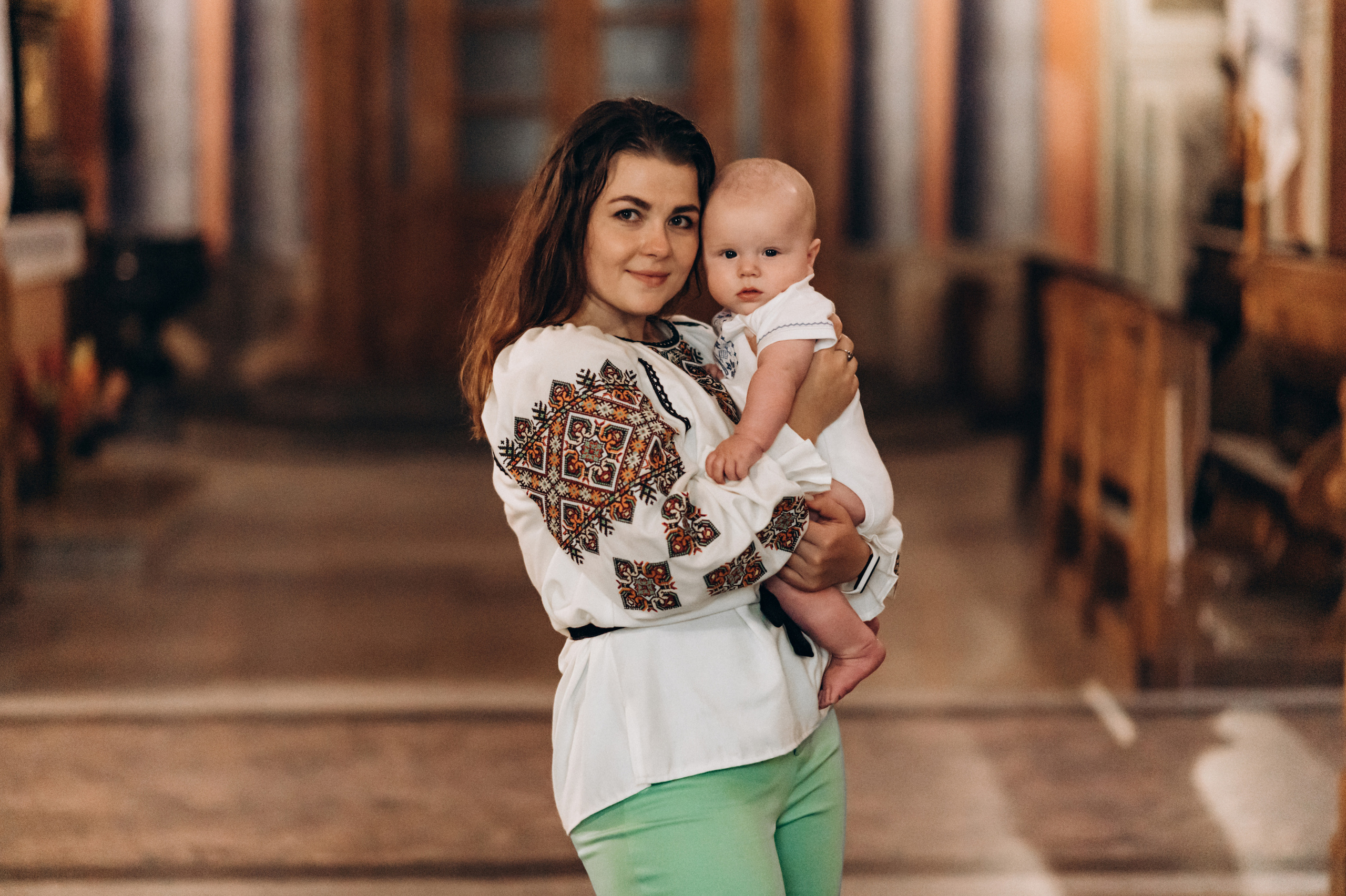 Хрещення Марка, Бернардинський монастир, Львів. Сімейний, дитячий та індивідуальний фотограф в м. Тернопіль, м. Львів