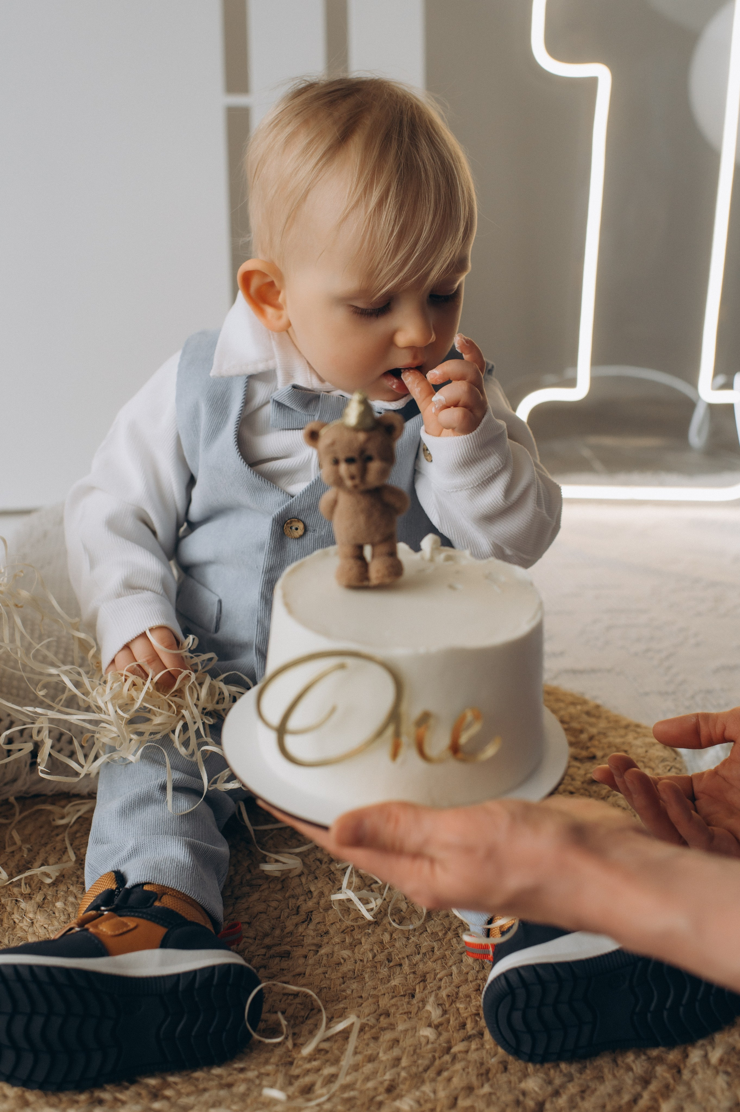 Зйомка дня народження дитини, фотосесія 1 рік Тернопіль, сімейний фотограф Тернопіль, сімейна фотосесія Тернопіль, перший тортик малюка. Сімейний, дитячий та індивідуальний фотограф в м. Тернопіль, м. Львів