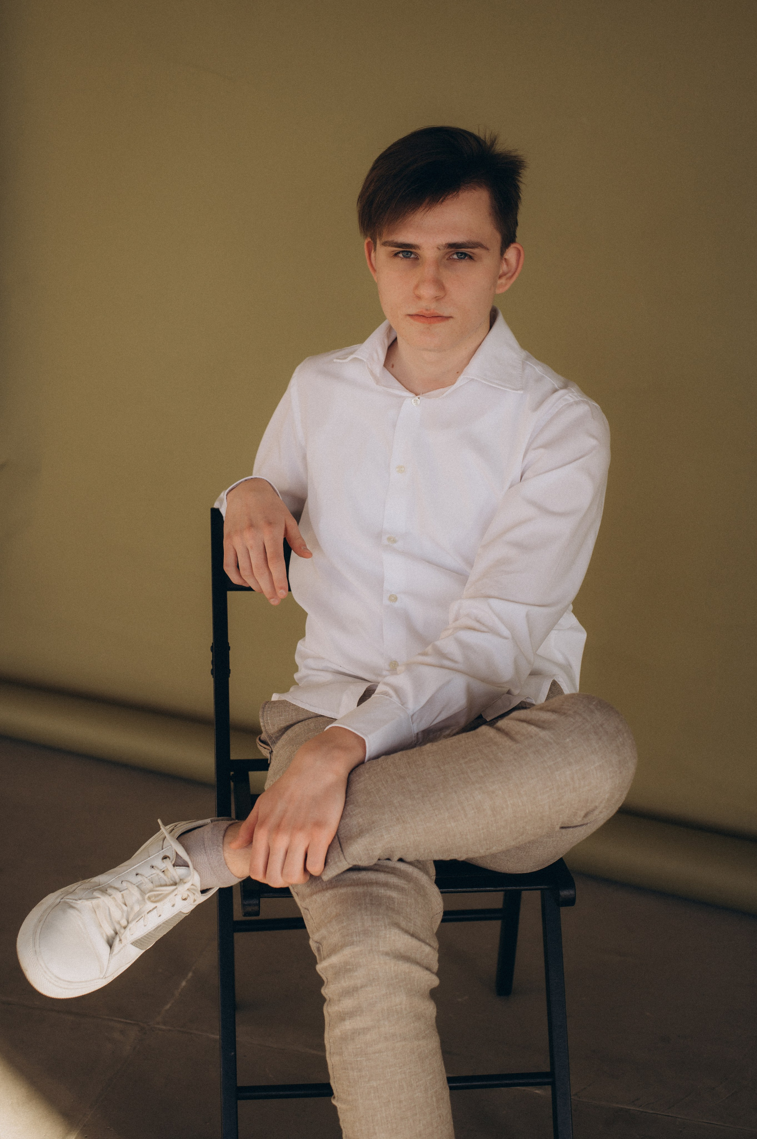 Фотосесія випускників, фотосесія на віньєтки Тернопіль, випускники Тернопіль, випуск 2025. Сімейний, дитячий та індивідуальний фотограф в м. Тернопіль, м. Львів