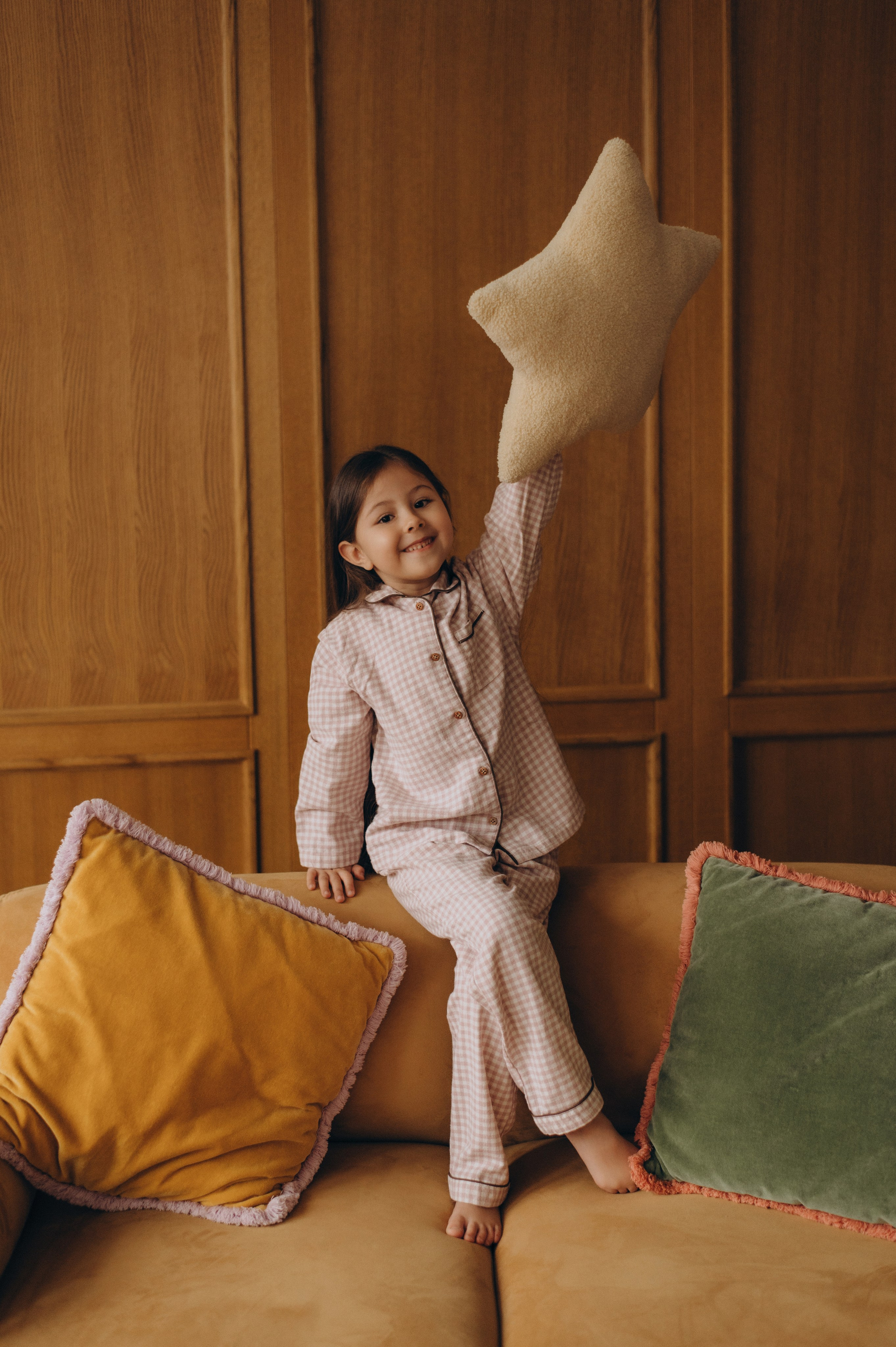 Фотосесія сестричок Тернопіль, зйомка сестрички, сімейний фотограф Тернопіль, портретний фотограф Тернопіль, фотосесія дітей. Сімейний, дитячий та індивідуальний фотограф в м. Тернопіль, м. Львів