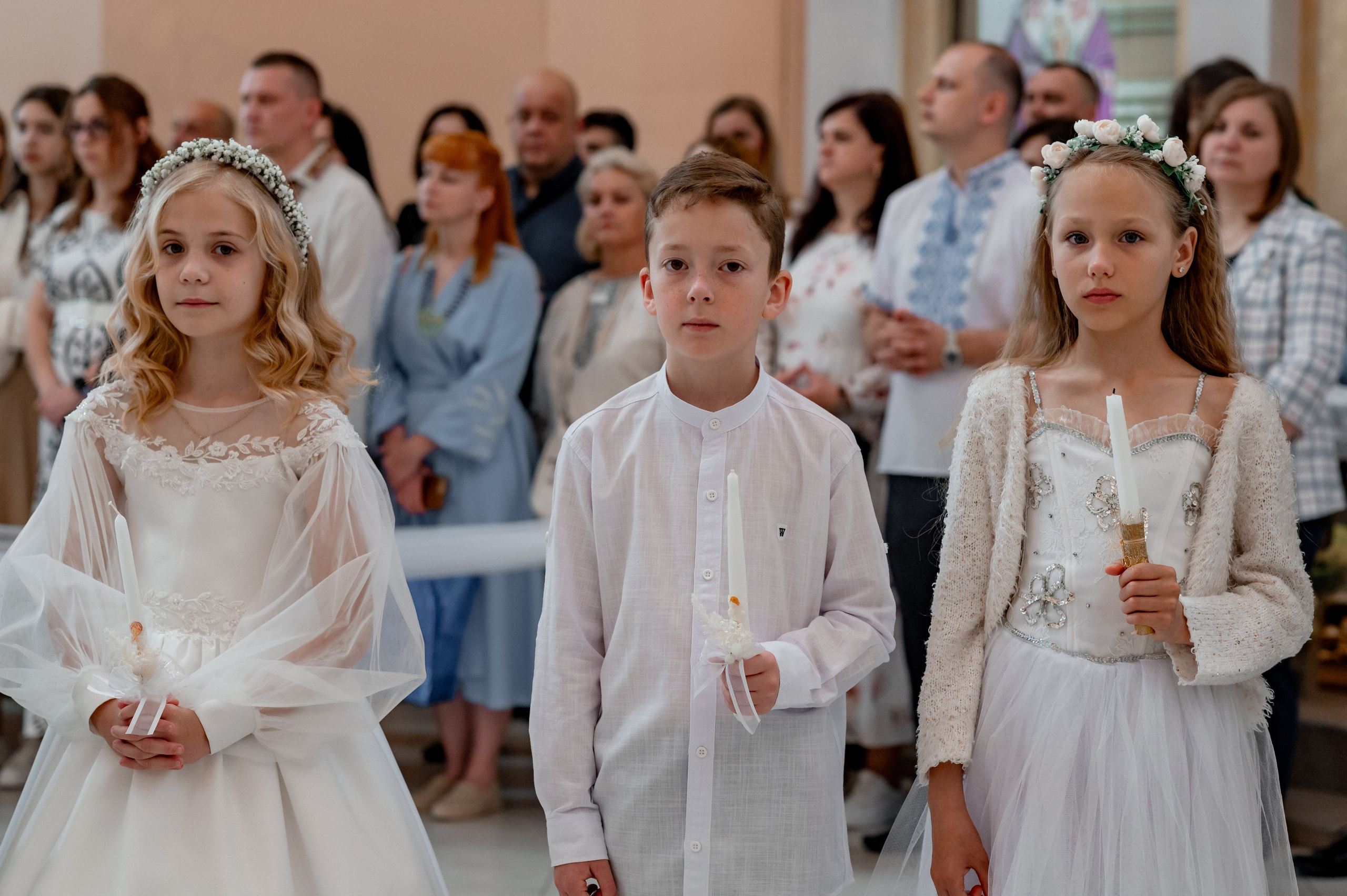 Фотосесія Першого Причастя Тернопіль, зйомка Причастя Тернопіль, Таїнство Першого Причастя Тернопіль, Катедра Причастя Тернопіль. Сімейний, дитячий та індивідуальний фотограф в м. Тернопіль, м. Львів
