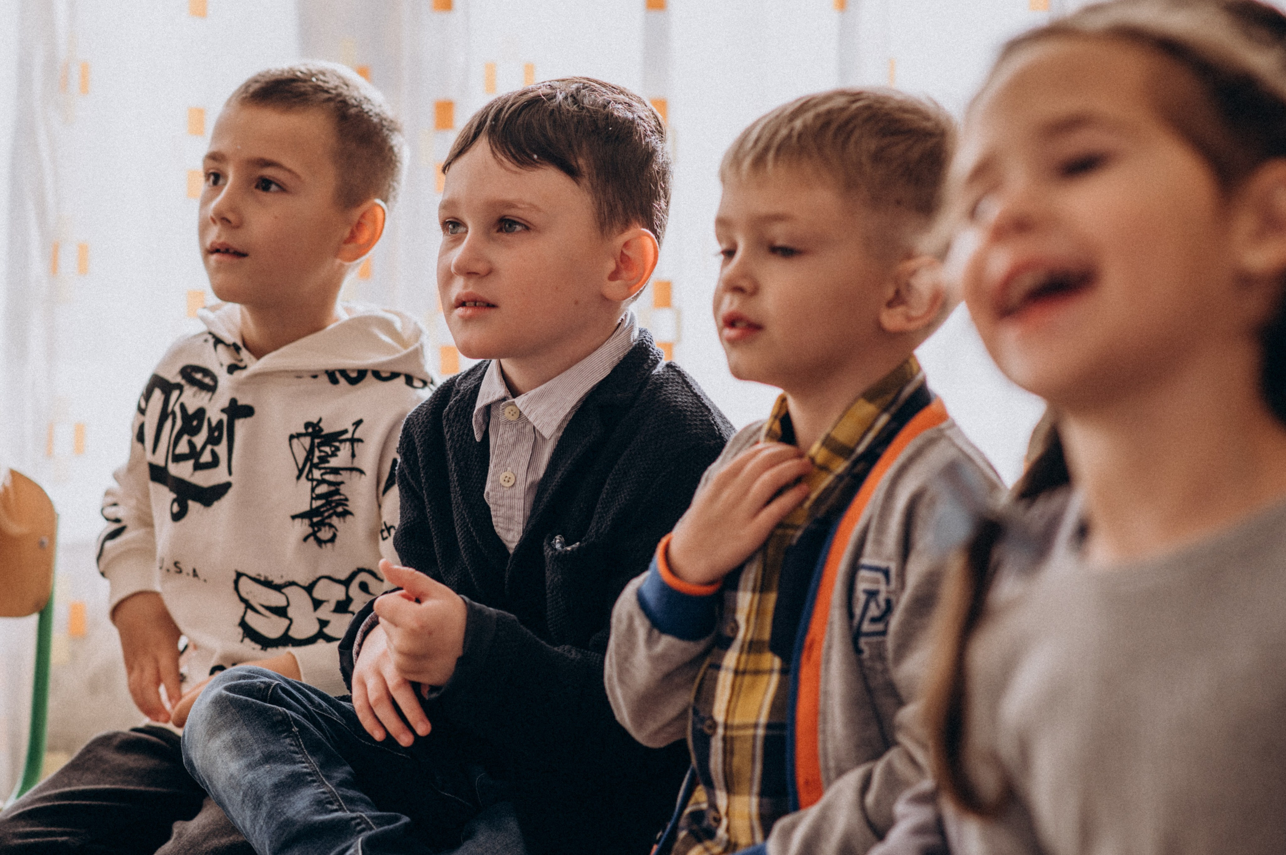 Фотосесія в дитячому садку, фотосесія на віньєтки, випускні фотоальбоми Тернопіль, шкільні фотоальбоми Тернопіль, зйомка випускного садочку. Сімейний, дитячий та індивідуальний фотограф в м. Тернопіль, м. Львів