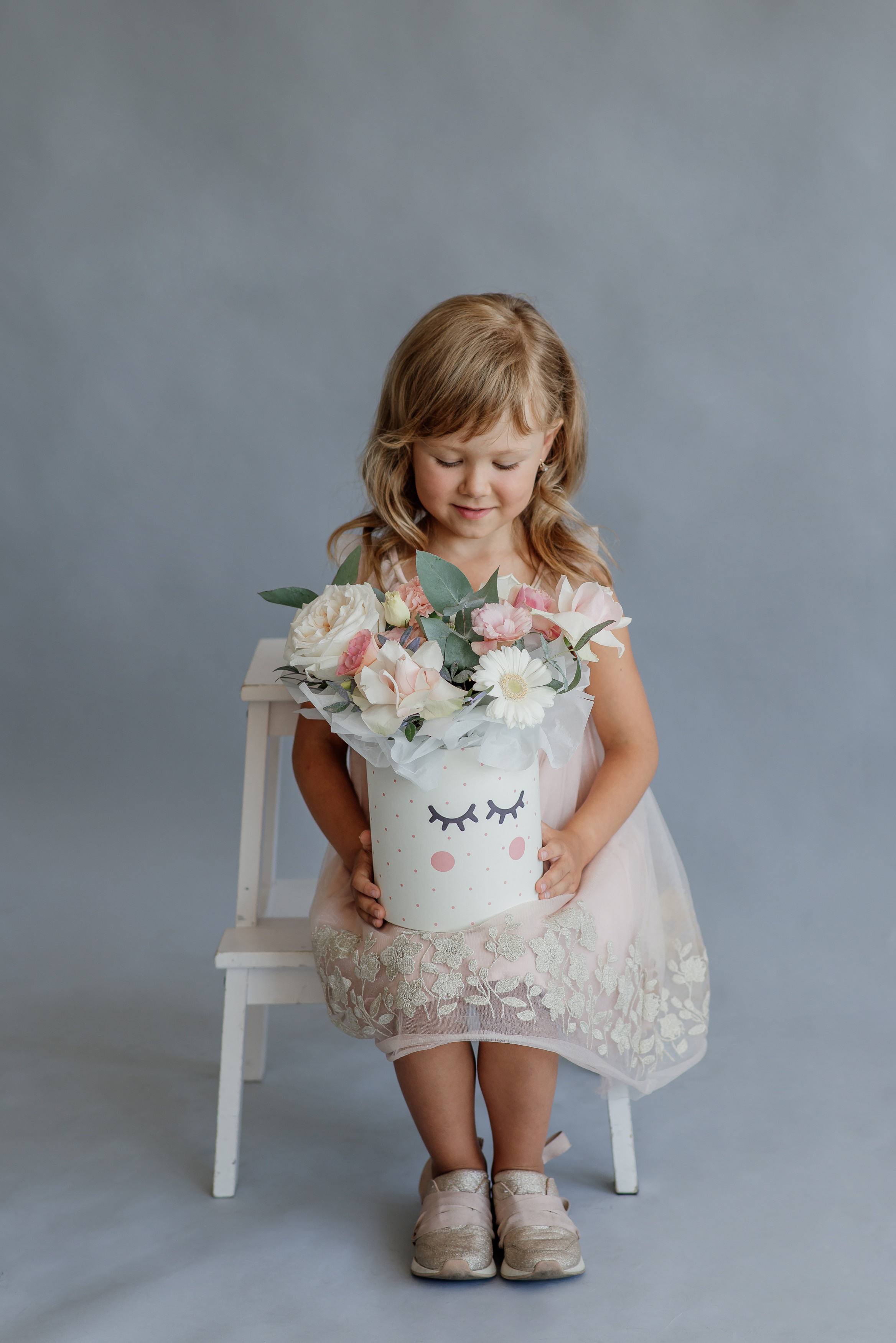 Студійна фотосесія з квітами для квіткової крамниці Sparkle. Тернопіль. Сімейний, дитячий та індивідуальний фотограф в м. Тернопіль, м. Львів