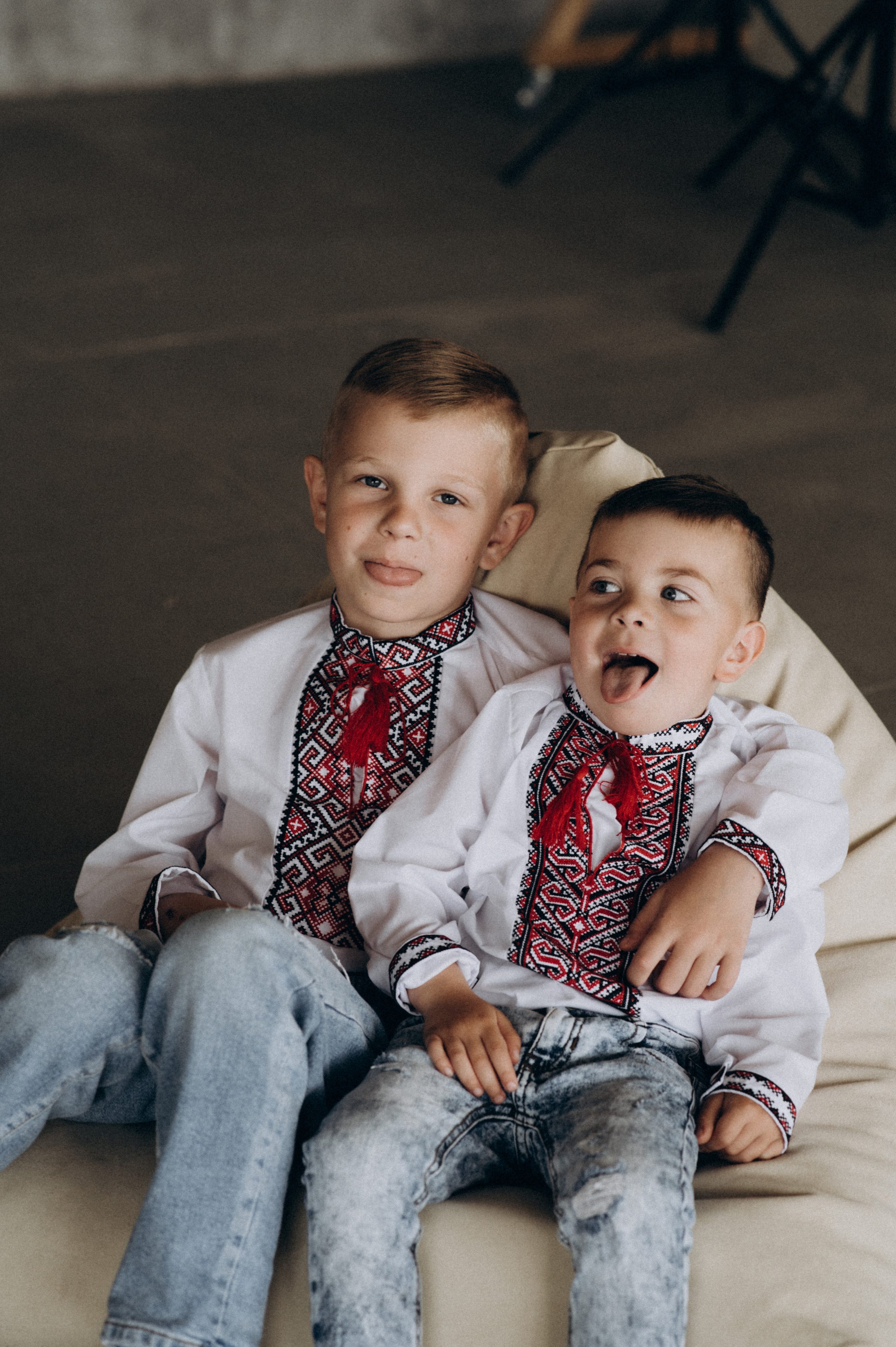 Сімейна зйомка у студії. Сімейний, дитячий та індивідуальний фотограф в м. Тернопіль, м. Львів