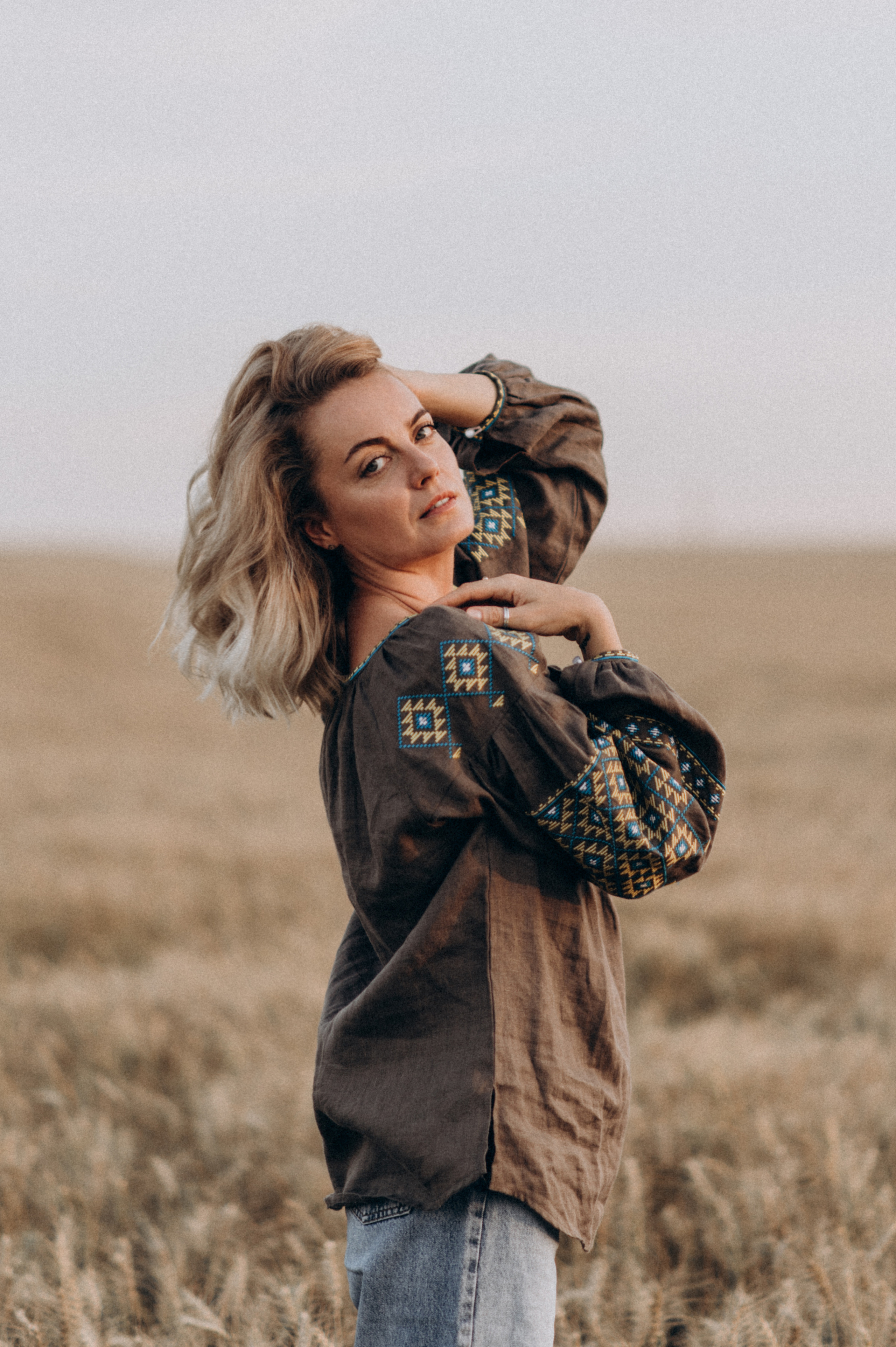 Фотосесія в пшениці та соняхах. Сімейний, дитячий та індивідуальний фотограф в м. Тернопіль, м. Львів