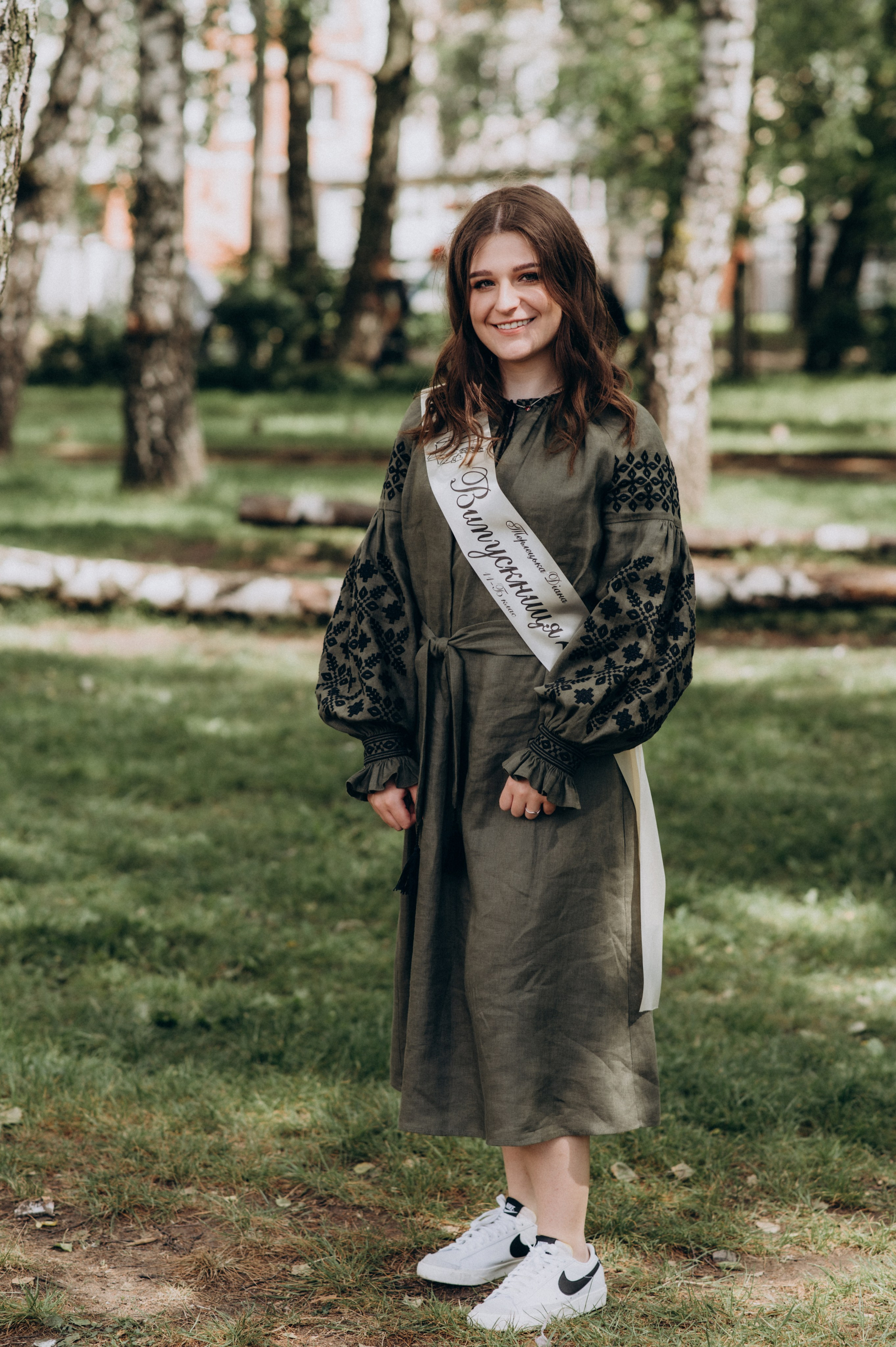 Фотосесія останнього дзвоника, фотосесія випускників Тернопіль, випускний 2024. Сімейний, дитячий та індивідуальний фотограф в м. Тернопіль, м. Львів