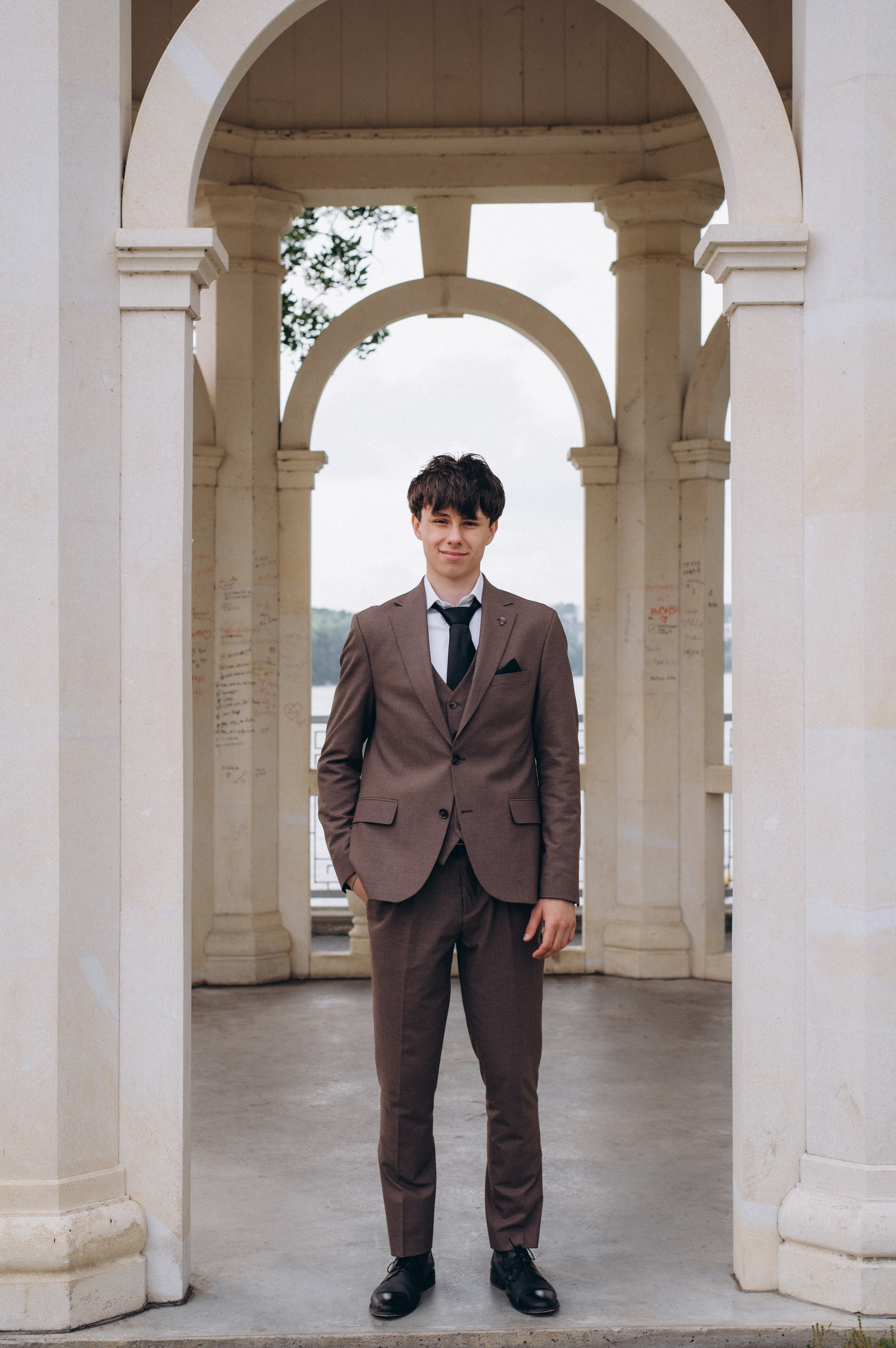 Випускники 2025, фотосесія випускного Тернопіль, фотосесія випускників Тернопіль, зйомка випускного, фотосесія випускного. Сімейний, дитячий та індивідуальний фотограф в м. Тернопіль, м. Львів