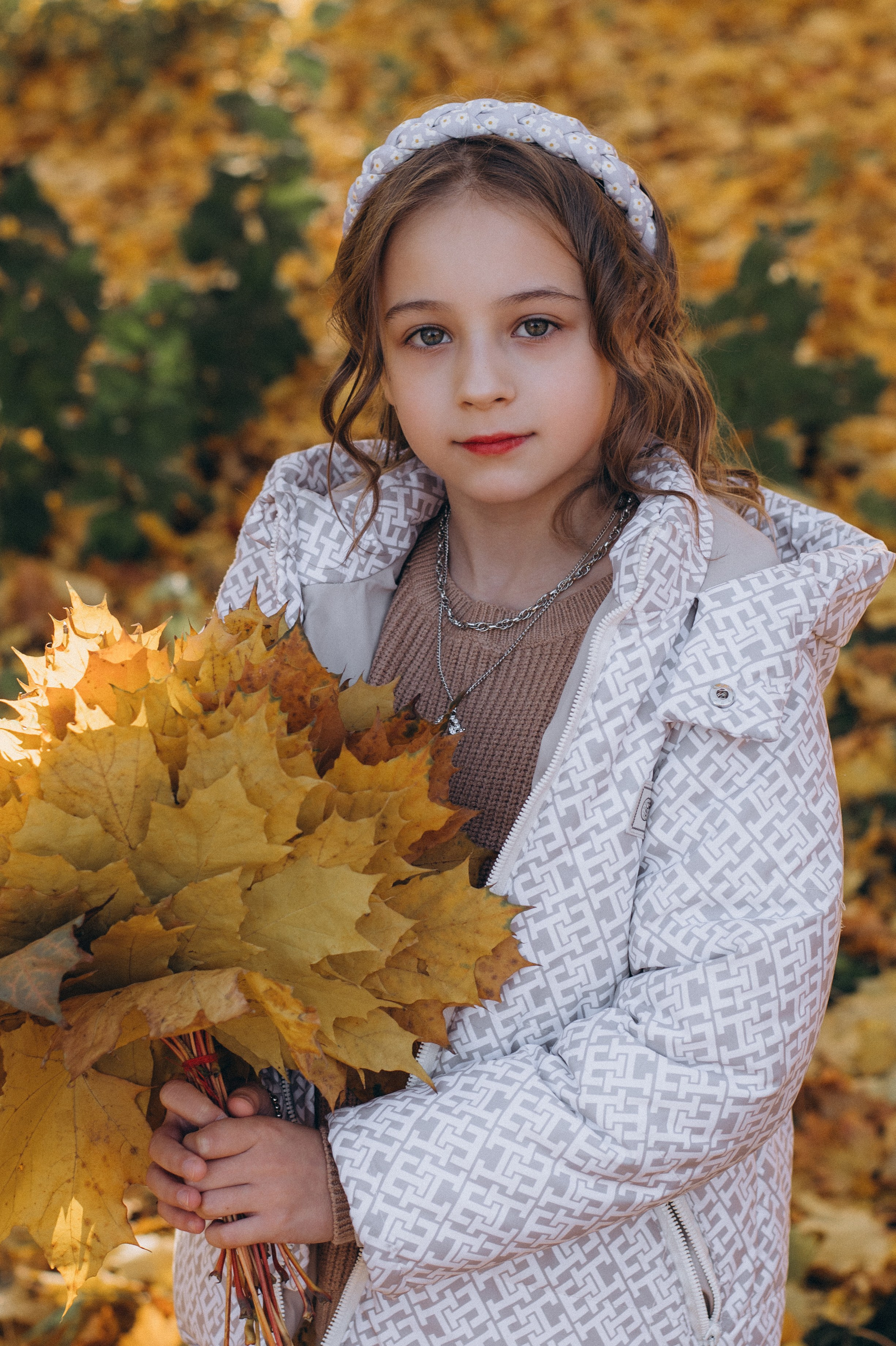 Осіння фотосесія 4 класу на віньєтки, випускні фотоальбоми Тернопіль, фотосесія випускників Тернопіль, шкільний випускний альбом Тернопіль. Сімейний, дитячий та індивідуальний фотограф в м. Тернопіль, м. Львів