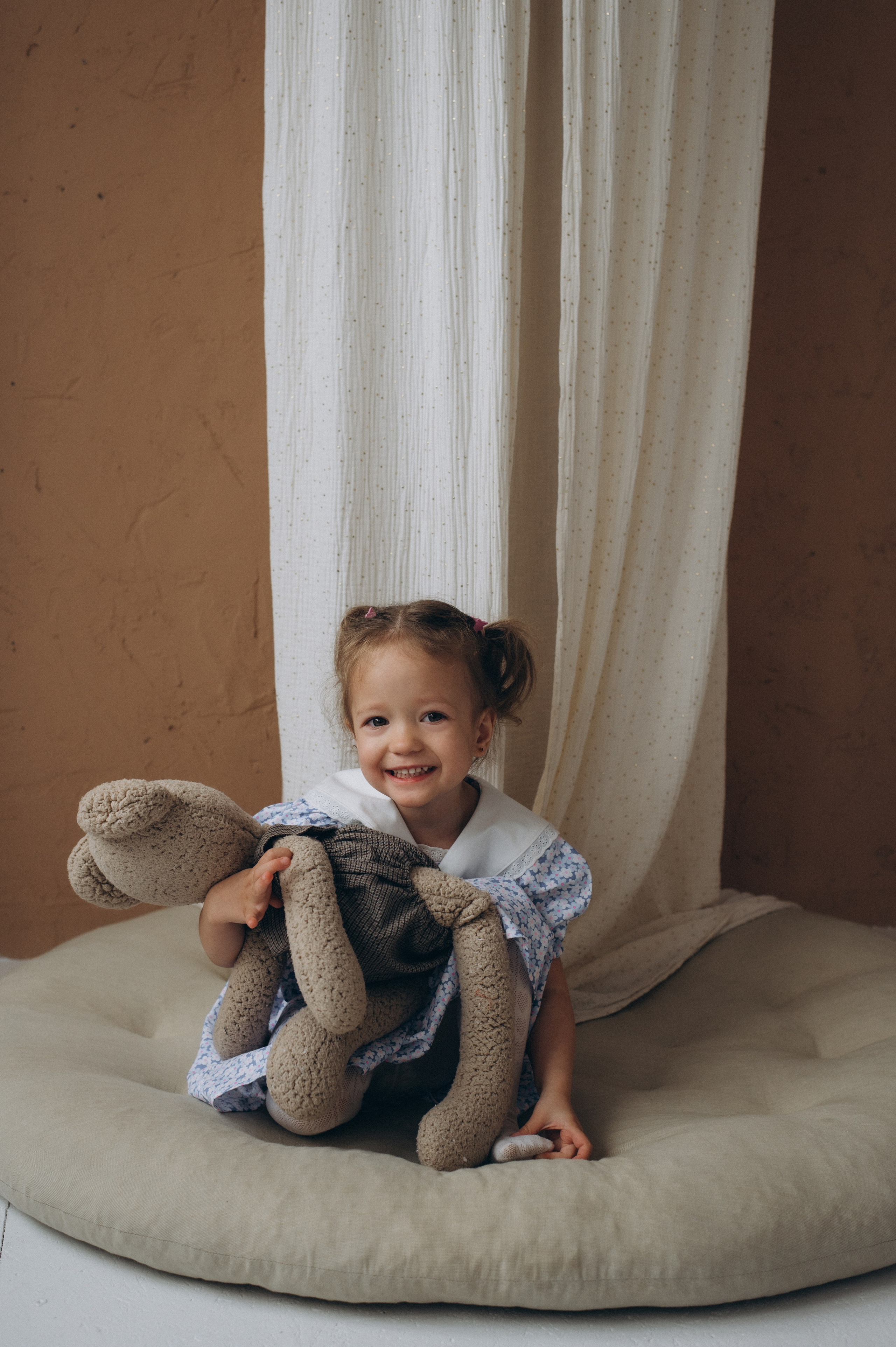 Сімейна фотосесія Тернопіль, сімейний фотограф Тернопіль, фотосесія у студії Тернопіль, дитячий фотограф, портретний фотограф Тернопіль. Сімейний, дитячий та індивідуальний фотограф в м. Тернопіль, м. Львів