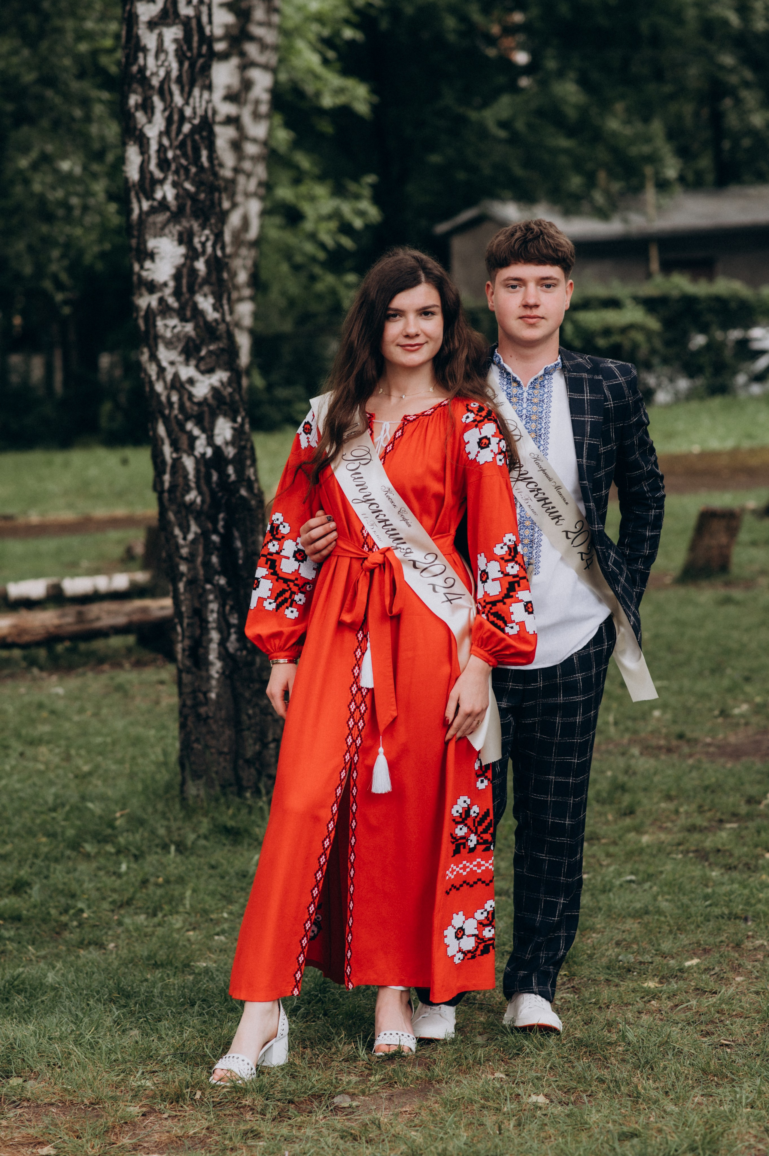 Фотосесія останнього дзвоника, фотосесія випускників Тернопіль, випускний 2024. Сімейний, дитячий та індивідуальний фотограф в м. Тернопіль, м. Львів