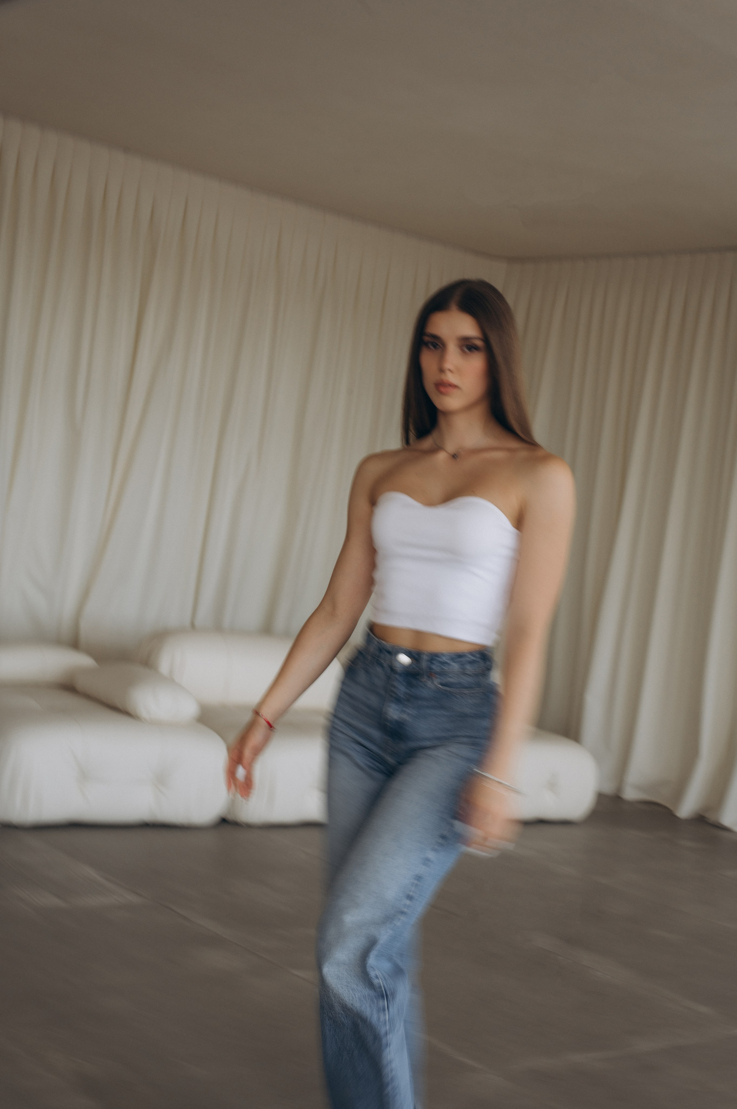 Портретна фотосесія, індивідуальна фотосесія Тернопіль, портретний фотограф Тернопіль, студійна фотосесія Тернопіль, фотосесія у студії. Сімейний, дитячий та індивідуальний фотограф в м. Тернопіль, м. Львів