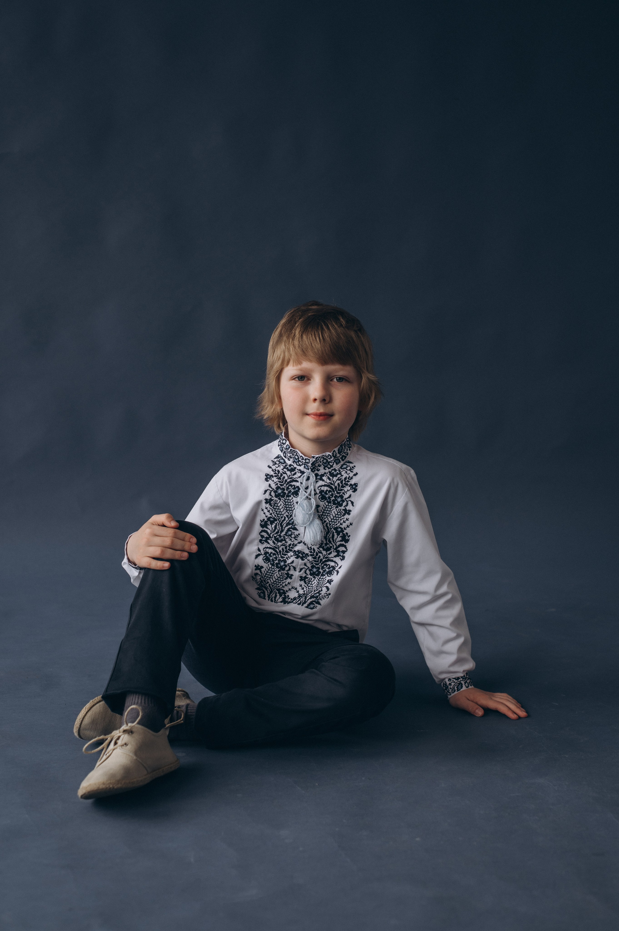 Шкільна фотосесія на віньєтки Тернопіль, фотосесія випускників Тернопіль, зйомка на віньєтки, шкільні фотоальбоми Тернопіль. Сімейний, дитячий та індивідуальний фотограф в м. Тернопіль, м. Львів