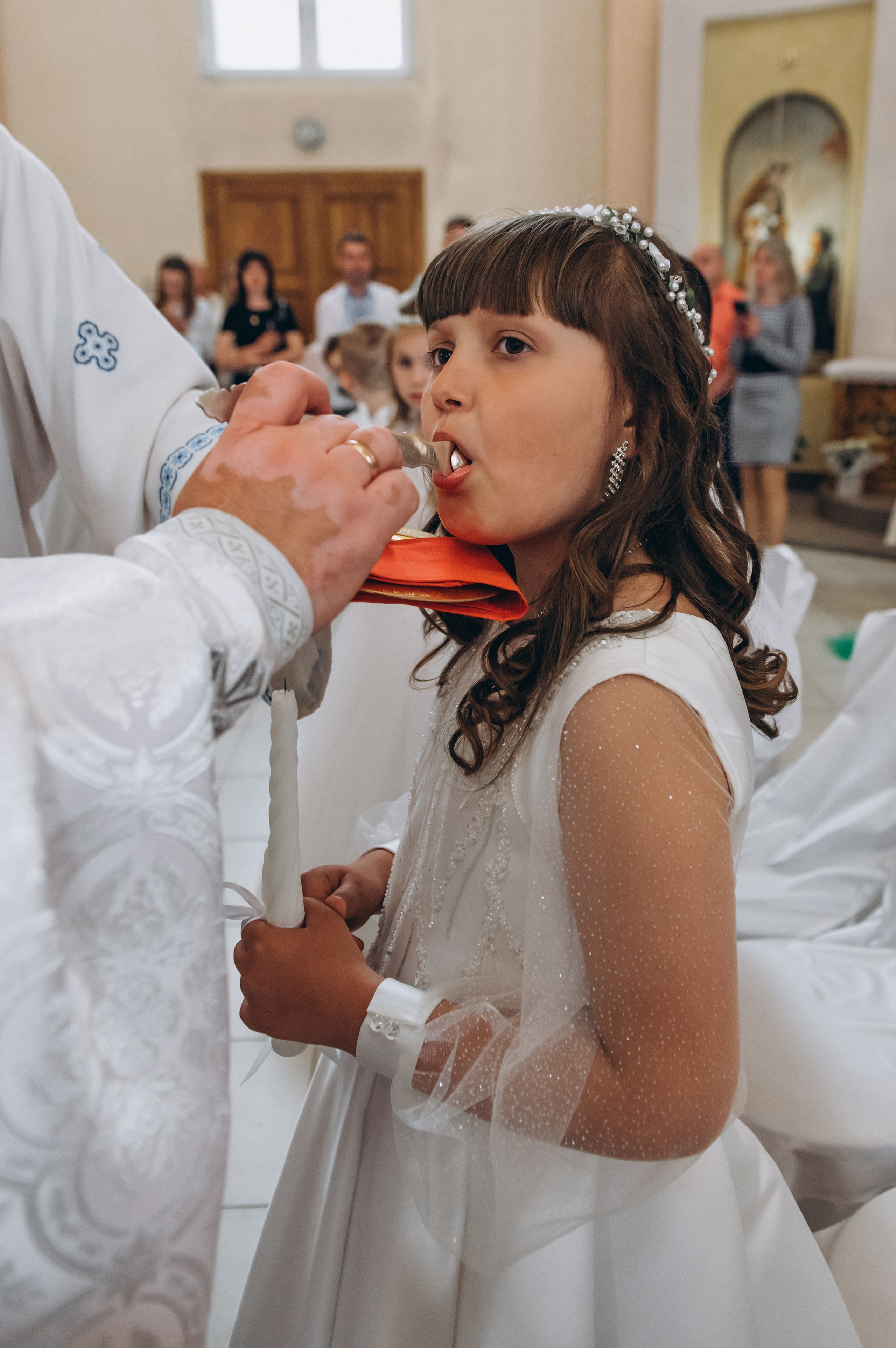 Фотосесія Причастя Тернопіль, зйомка Причастя, фотограф на Причастя Тернопіль, Причастя Львів, церква Петра і Павла. Сімейний, дитячий та індивідуальний фотограф в м. Тернопіль, м. Львів