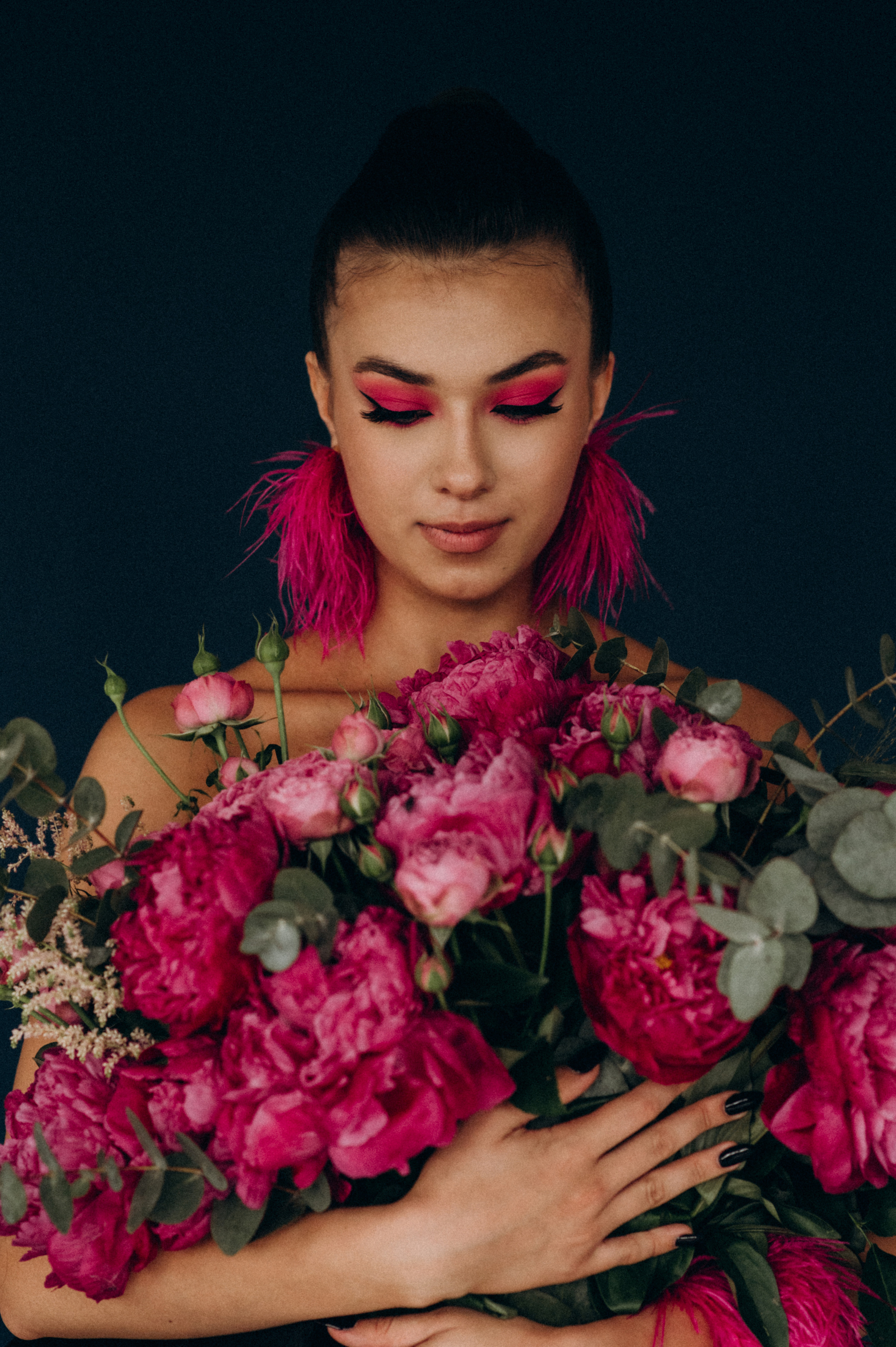 Випускниця, зйомка у студії, фотосесія випускного Тернопіль Львів. Сімейний, дитячий та індивідуальний фотограф в м. Тернопіль, м. Львів