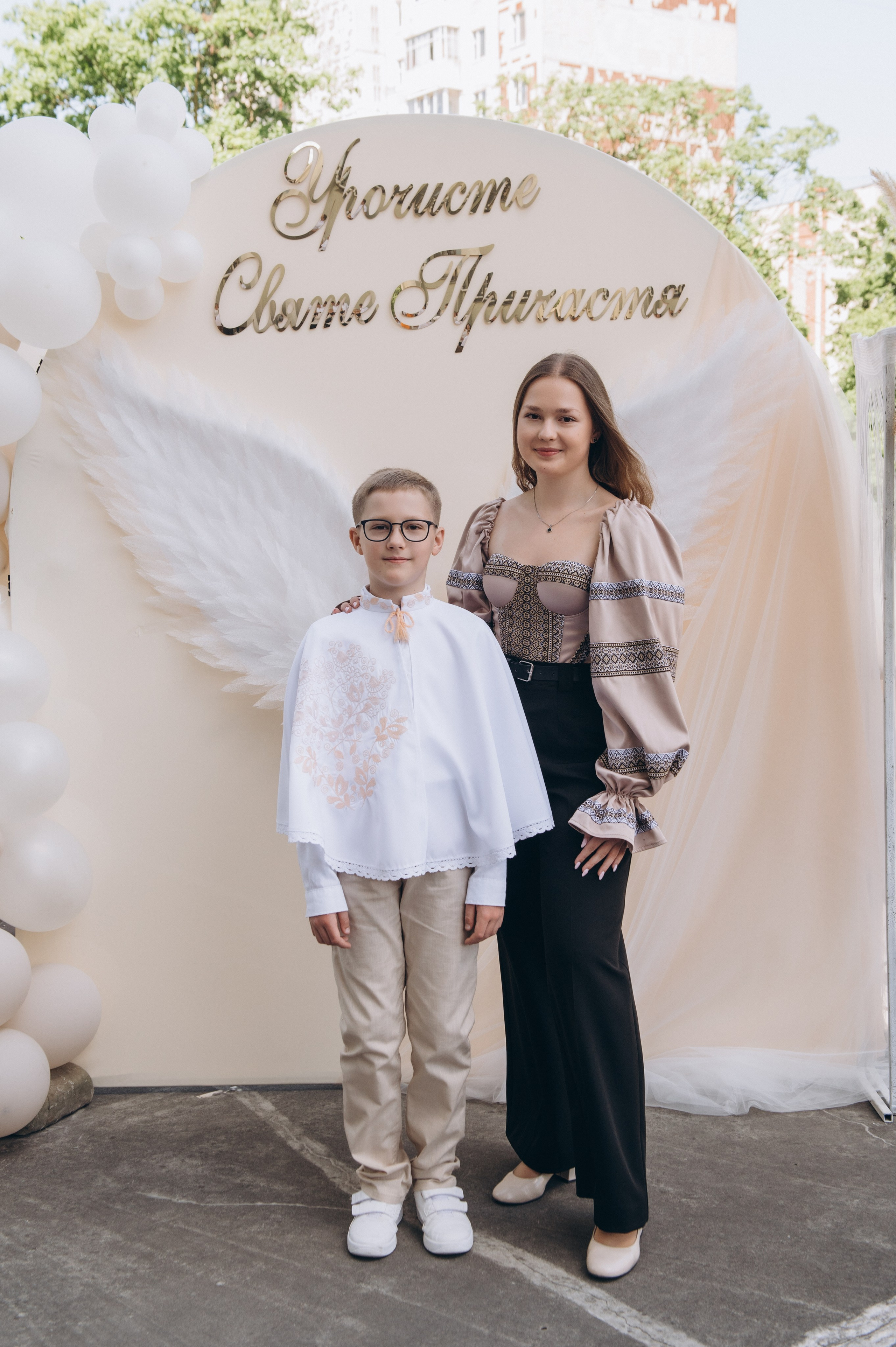 Фотосесія Причастя Тернопіль церква Св Михаїла, фотограф на Причастя Тернопіль, фотосесія Літургії Причастя Тернопіль. Сімейний, дитячий та індивідуальний фотограф в м. Тернопіль, м. Львів