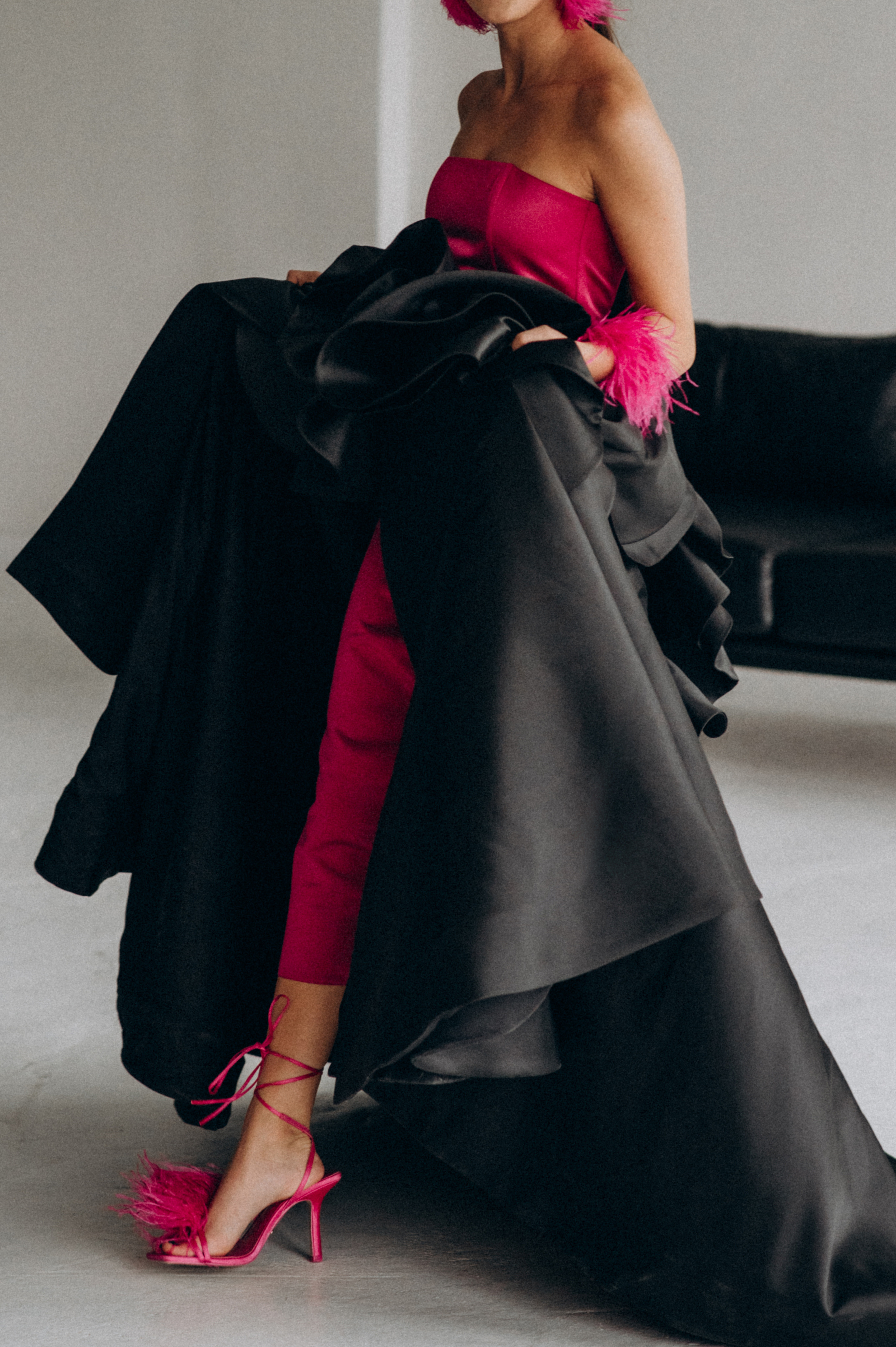 Випускниця, зйомка у студії, фотосесія випускного Тернопіль Львів. Сімейний, дитячий та індивідуальний фотограф в м. Тернопіль, м. Львів