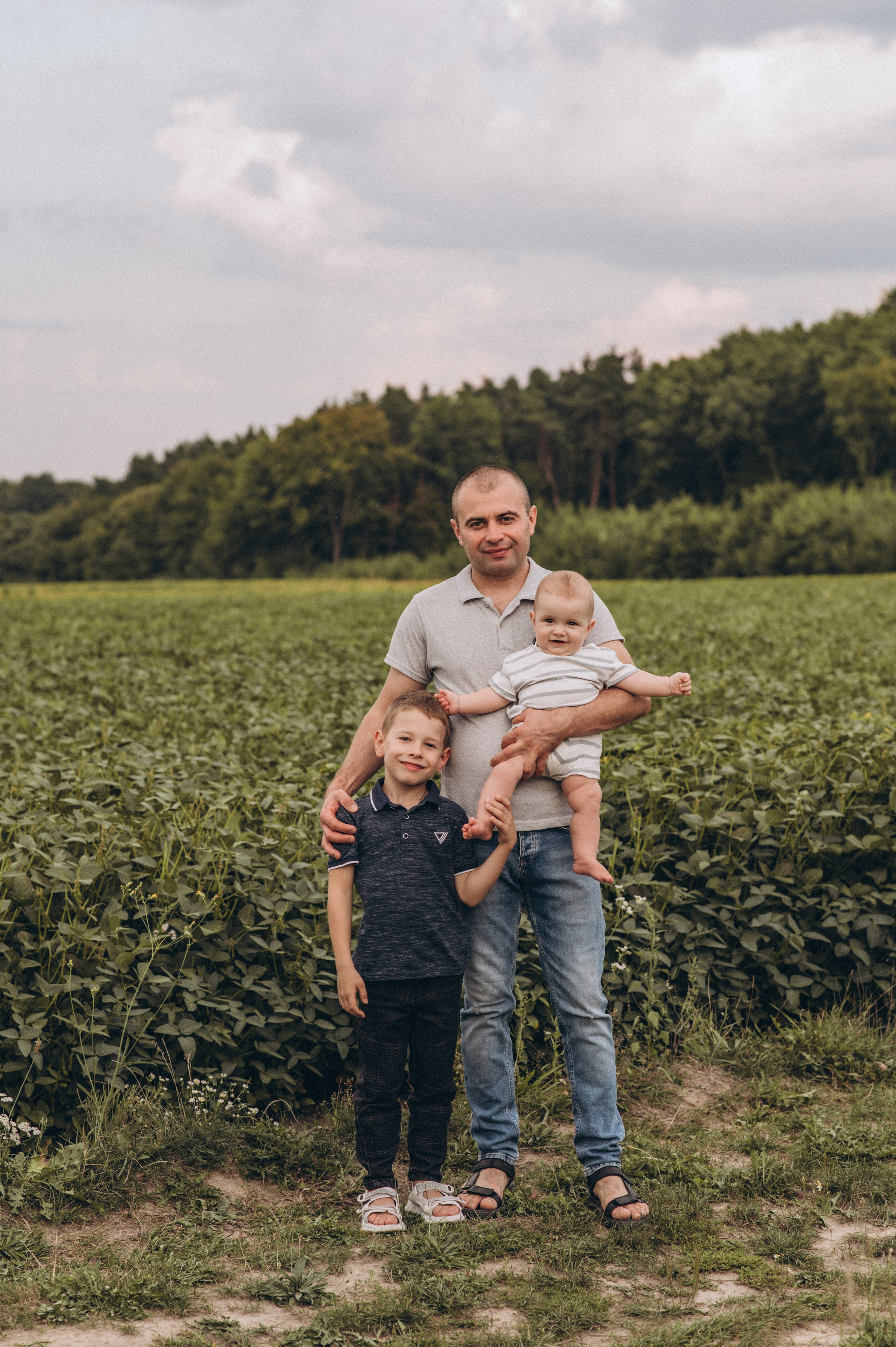 Сімейна фотосесія, сімейний фотограф Тернопіль, сімейна зйомка на природі. Сімейний, дитячий та індивідуальний фотограф в м. Тернопіль, м. Львів