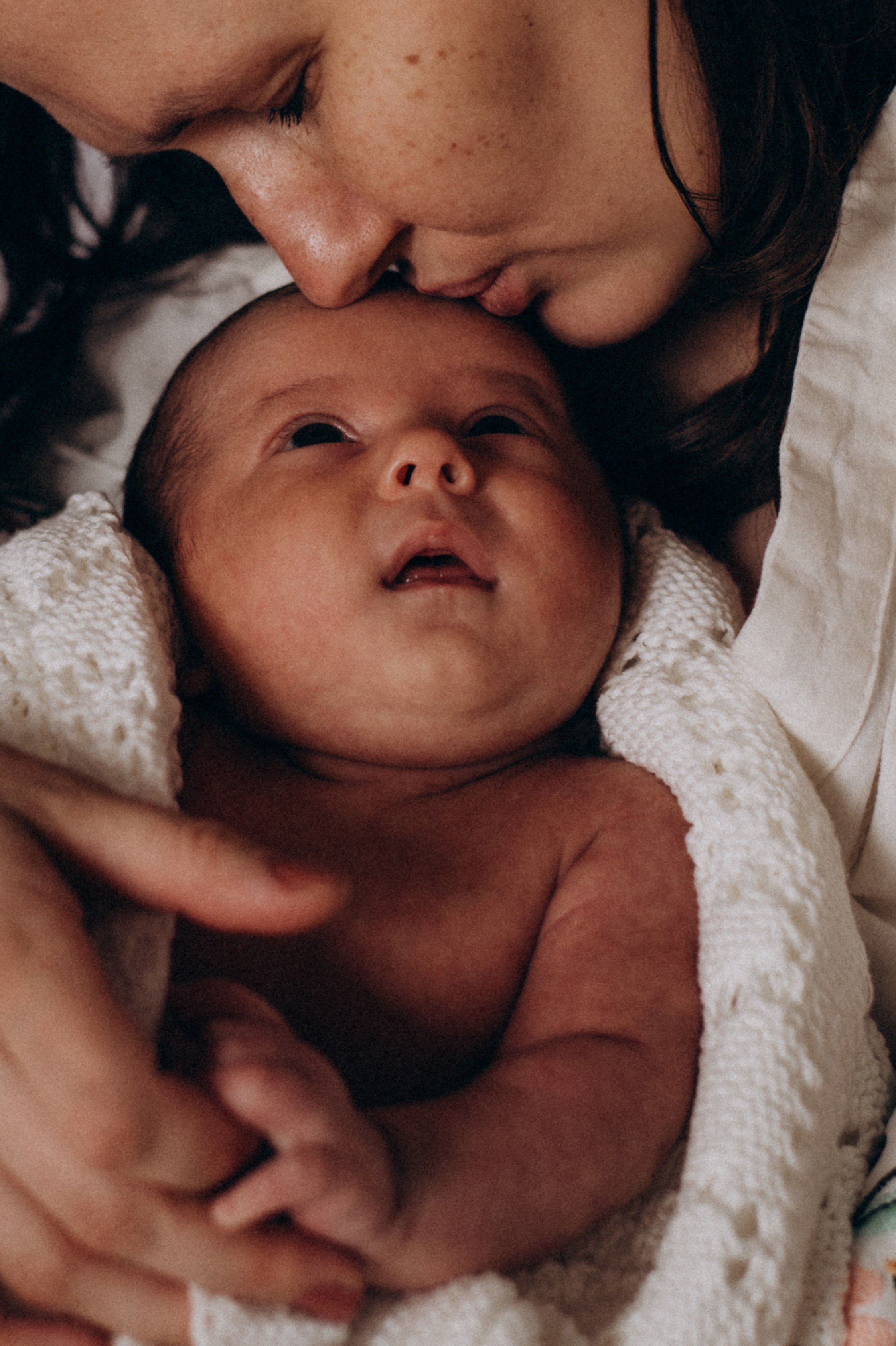 Фотосесія новонароджених Тернопіль Львів, зйомка мами і дитини, newborn. Сімейний, дитячий та індивідуальний фотограф в м. Тернопіль, м. Львів