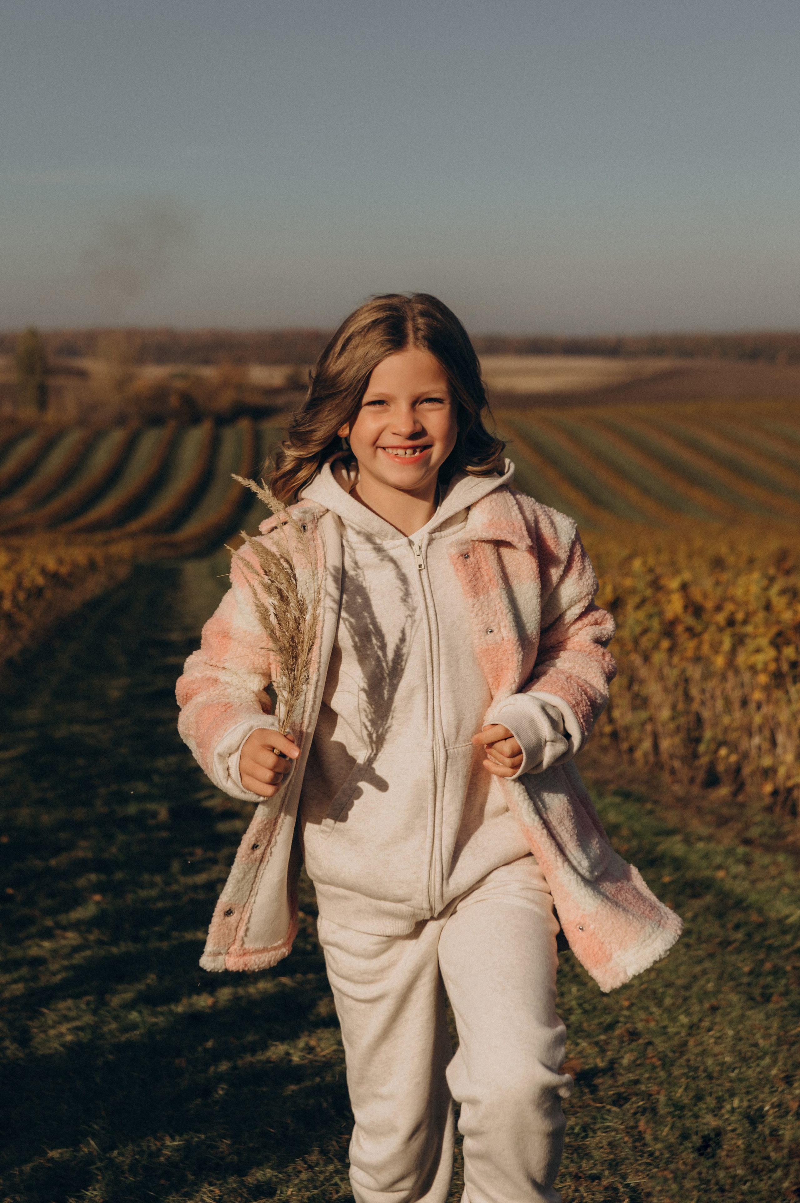 Дитячий фотограф Тернопіль, фотосесія дітей, фотосесія на природі, зйомка у Веселі козенята, фотосесія дня народження Тернопіль. Сімейний, дитячий та індивідуальний фотограф в м. Тернопіль, м. Львів