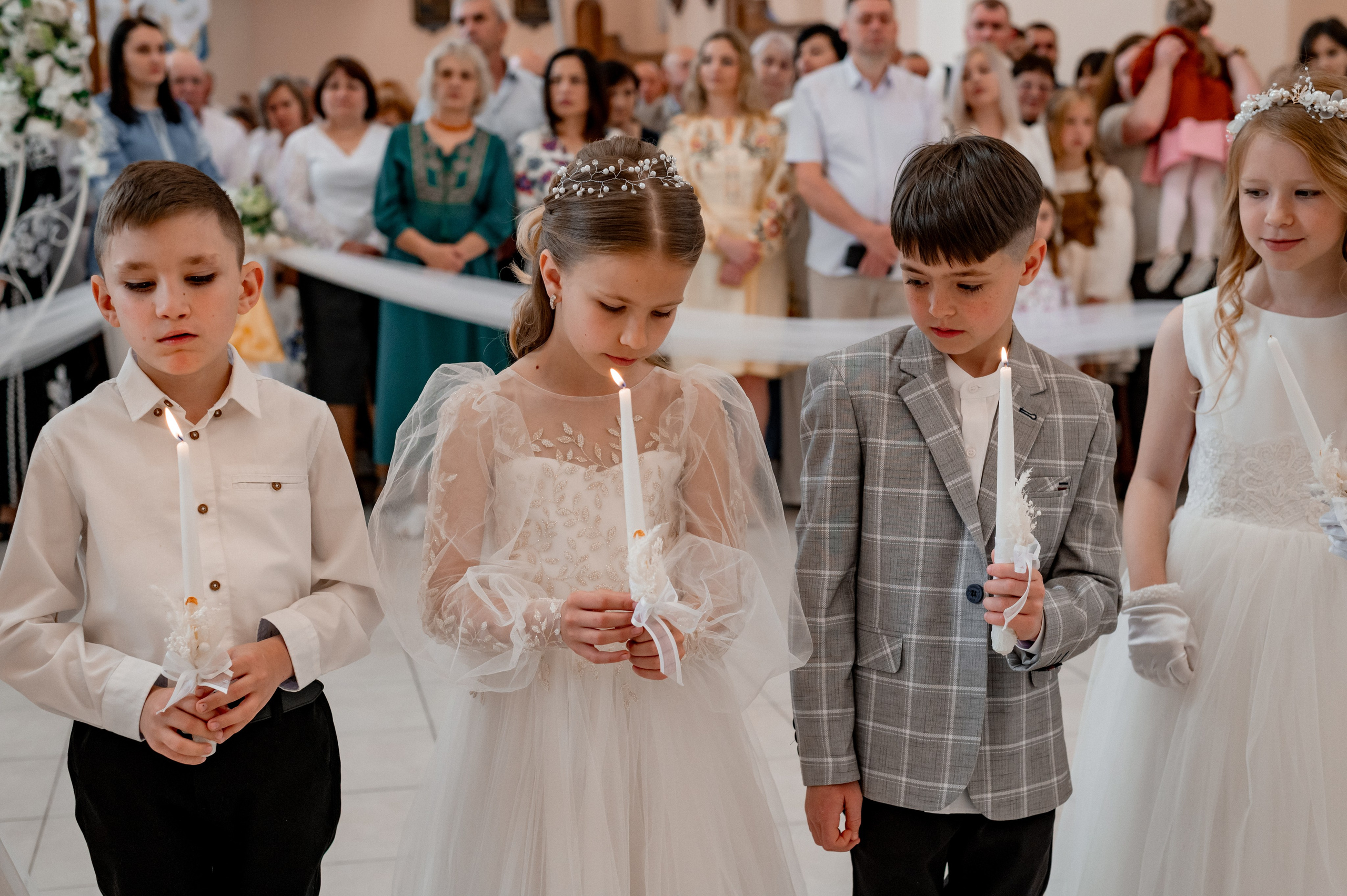 Фотосесія Першого Причастя Тернопіль, зйомка Причастя Тернопіль, Таїнство Першого Причастя Тернопіль, Катедра Причастя Тернопіль. Сімейний, дитячий та індивідуальний фотограф в м. Тернопіль, м. Львів