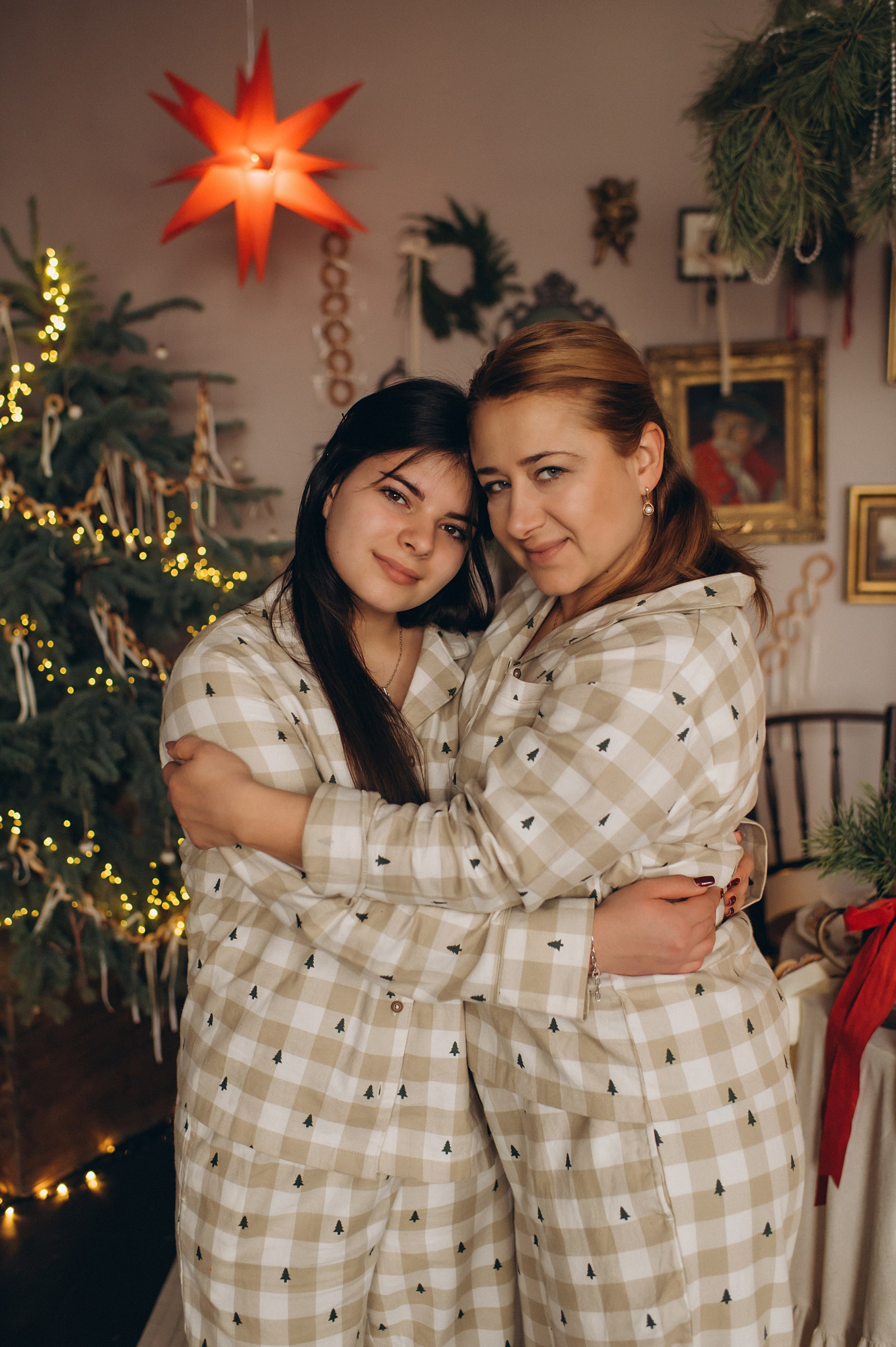 Перший тортик малюка, зйомка першого тортика Тернопіль, новорічна фотосесія, зйомка дня народження, сімейний фотограф Тернопіль, cakesmash. Сімейний, дитячий та індивідуальний фотограф в м. Тернопіль, м. Львів