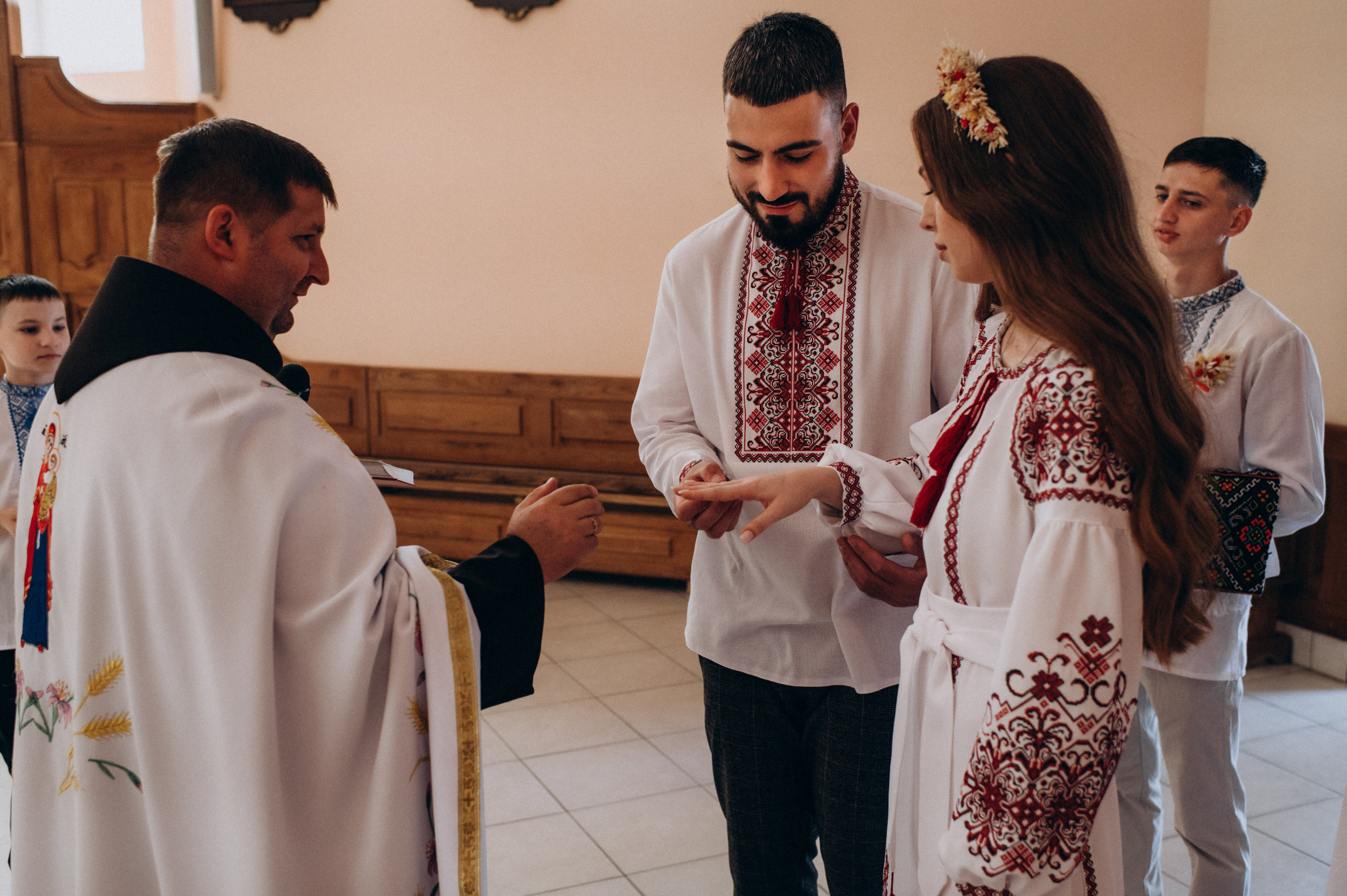 Фотосесія весілля, фотосесія вінчання Тернопіль, весільний фотограф Тернопіль, весільна зйомка Тернопіль. Сімейний, дитячий та індивідуальний фотограф в м. Тернопіль, м. Львів