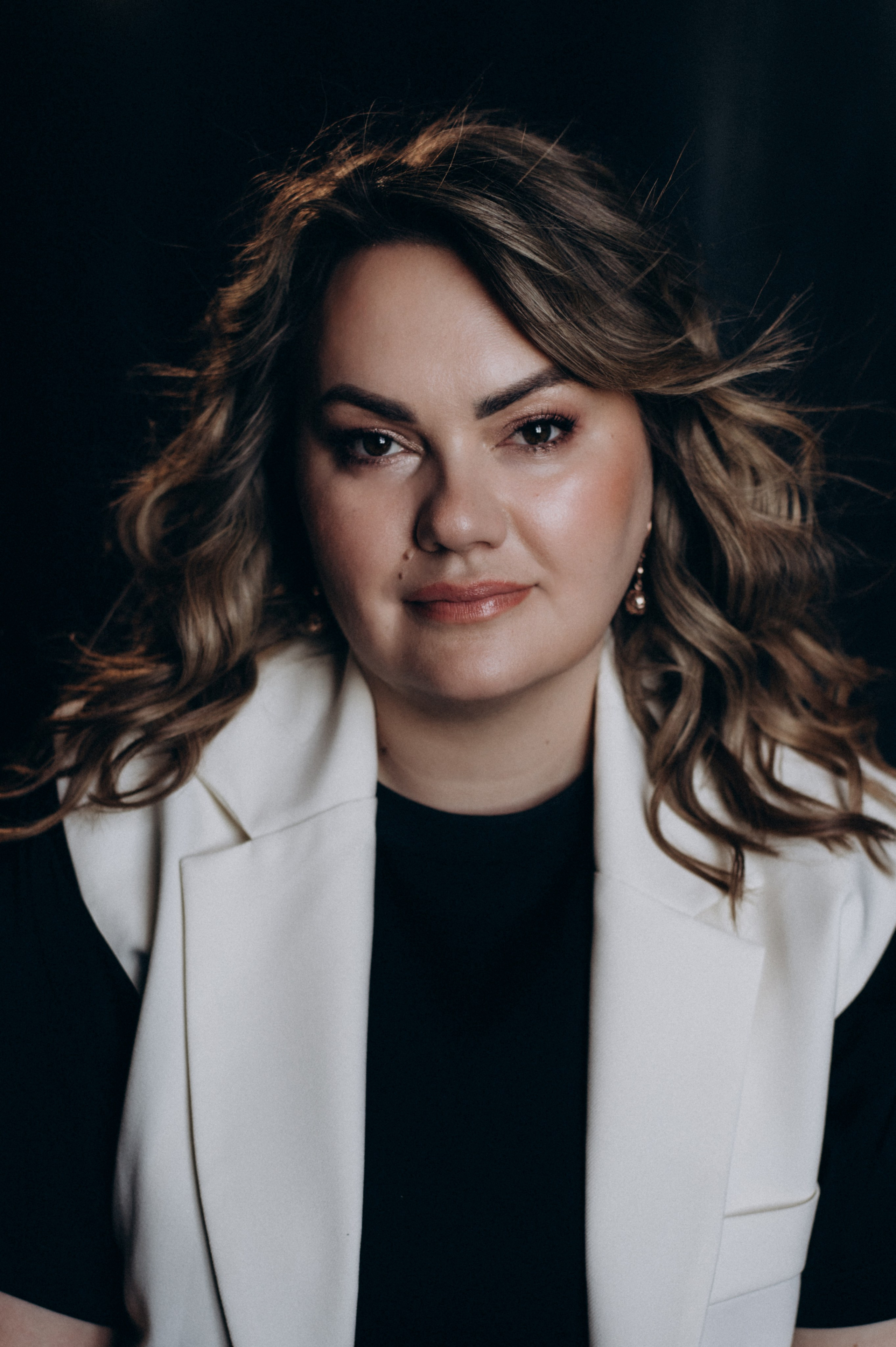 Індивідуальна фотосесія у студії Тернопіль, індивідуальна зйомка Львів. Сімейний, дитячий та індивідуальний фотограф в м. Тернопіль, м. Львів