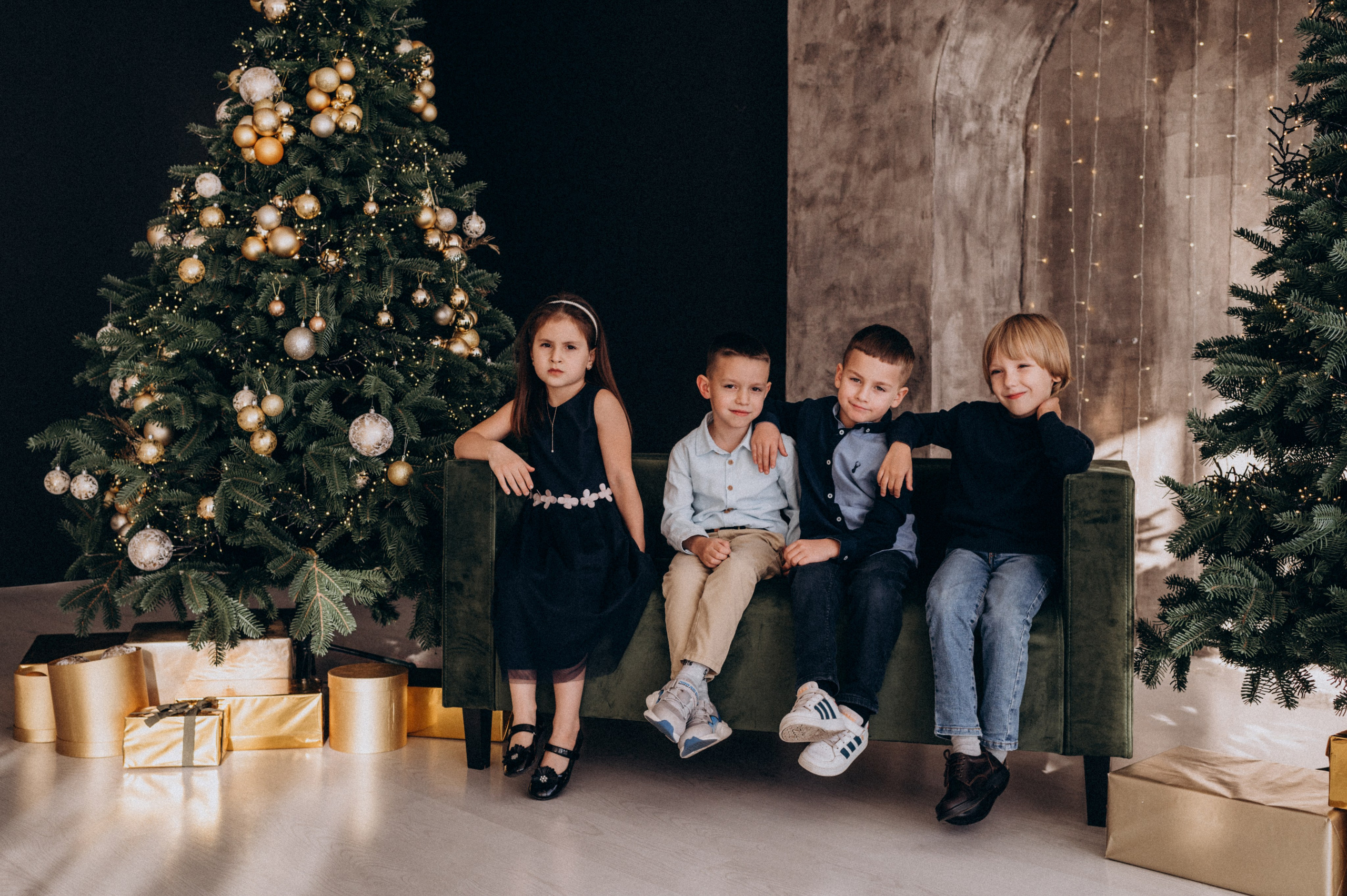 Фотосесія групи дитячого садочку, фотосесія на віньєтки, зйомка дітей в студії. Сімейний, дитячий та індивідуальний фотограф в м. Тернопіль, м. Львів