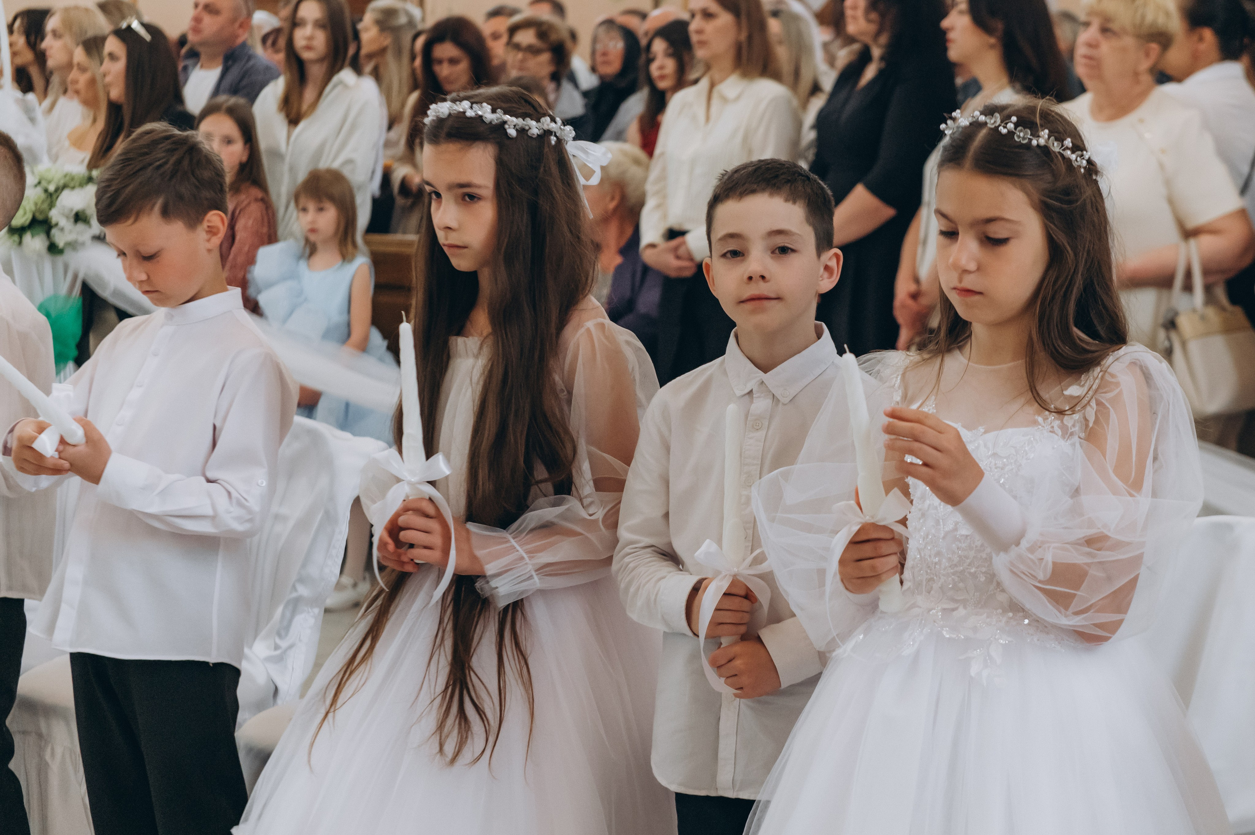 Фотосесія Причастя Тернопіль, зйомка Причастя, фотограф на Причастя Тернопіль, Причастя Львів, церква Петра і Павла. Сімейний, дитячий та індивідуальний фотограф в м. Тернопіль, м. Львів