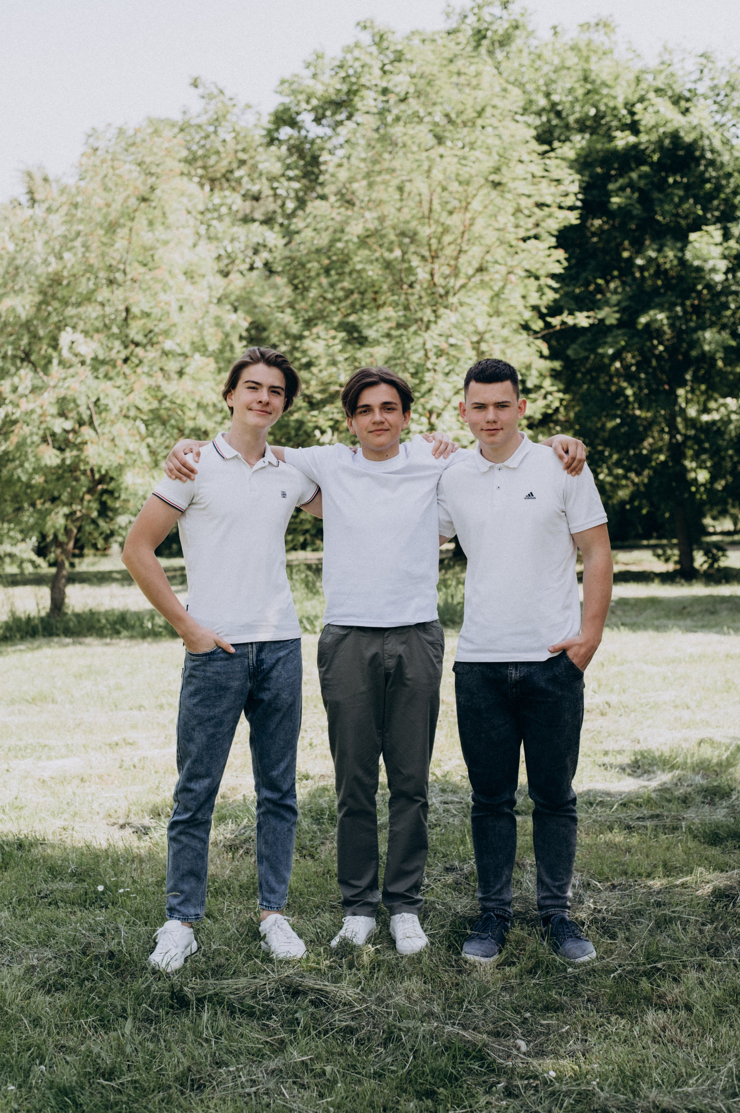 Фотосесія випускників, зйомка випускників Тернопіль Львів, випускні фотоальбоми Тернопіль, шкільні фотоальбоми Тернопіль. Сімейний, дитячий та індивідуальний фотограф в м. Тернопіль, м. Львів