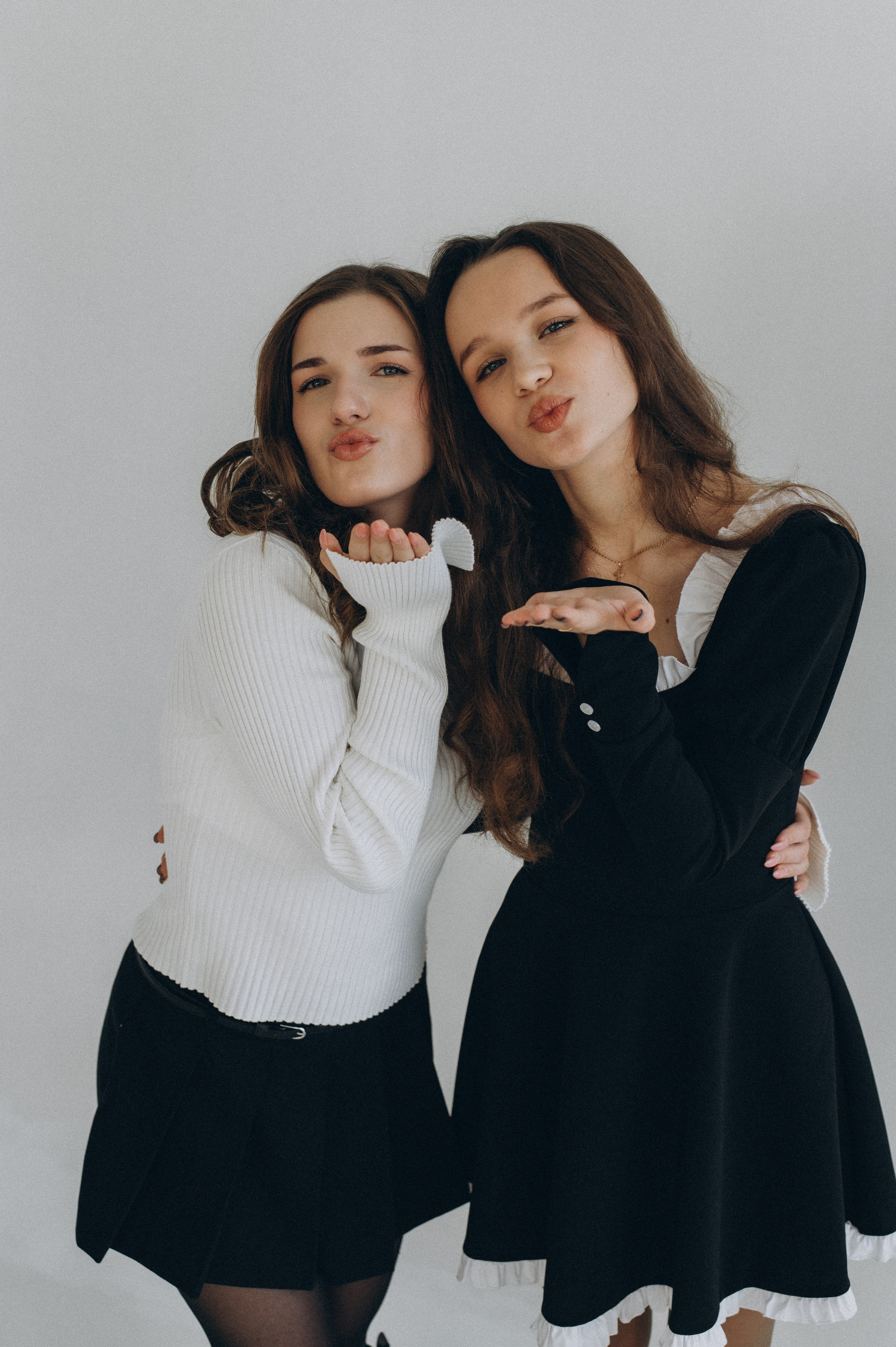 Фотосесія випускників, фотосесія на віньєтки Тернопіль, випускники Тернопіль, випуск 2025. Сімейний, дитячий та індивідуальний фотограф в м. Тернопіль, м. Львів