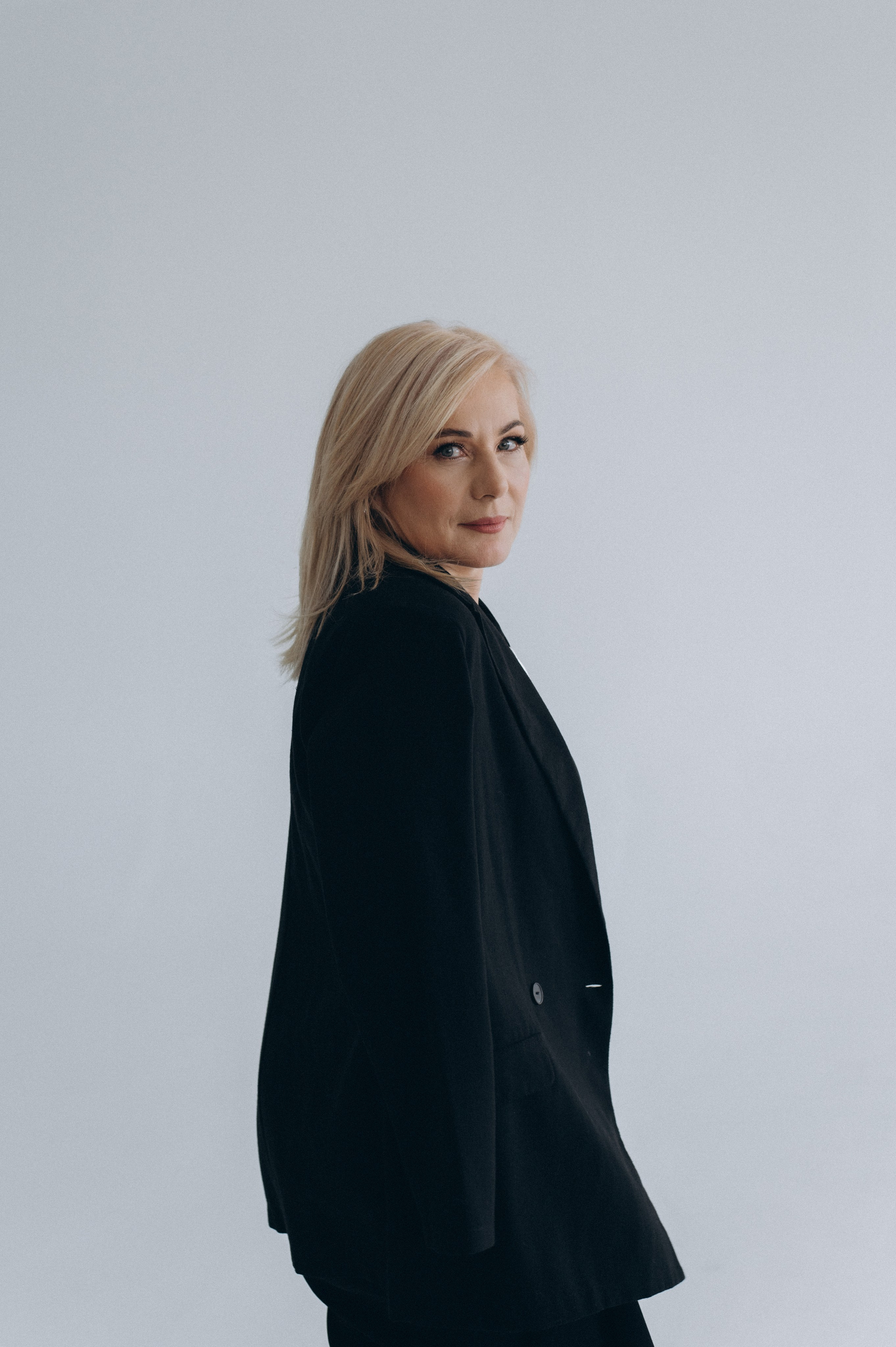 Індивідуальна фотосесія у студії Тернопіль, портретна зйомка Тернопіль, портретний фотограф Львів Тернопіль. Сімейний, дитячий та індивідуальний фотограф в м. Тернопіль, м. Львів