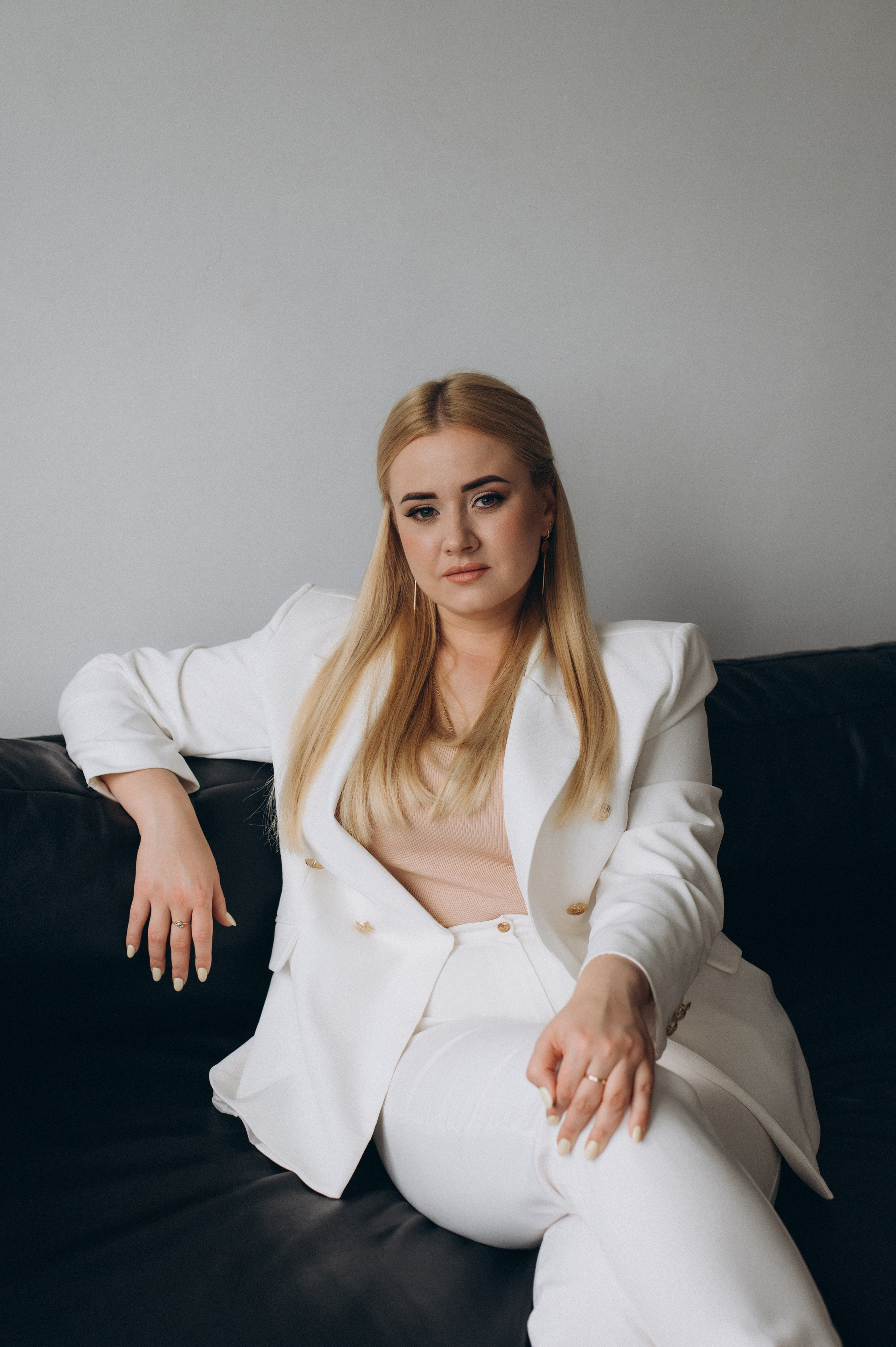 Портретна фотосесія дівчат, контент фотосесія Тернопіль, індивідуальна фотосесія Львів, портретний фотограф Тернопіль. Сімейний, дитячий та індивідуальний фотограф в м. Тернопіль, м. Львів