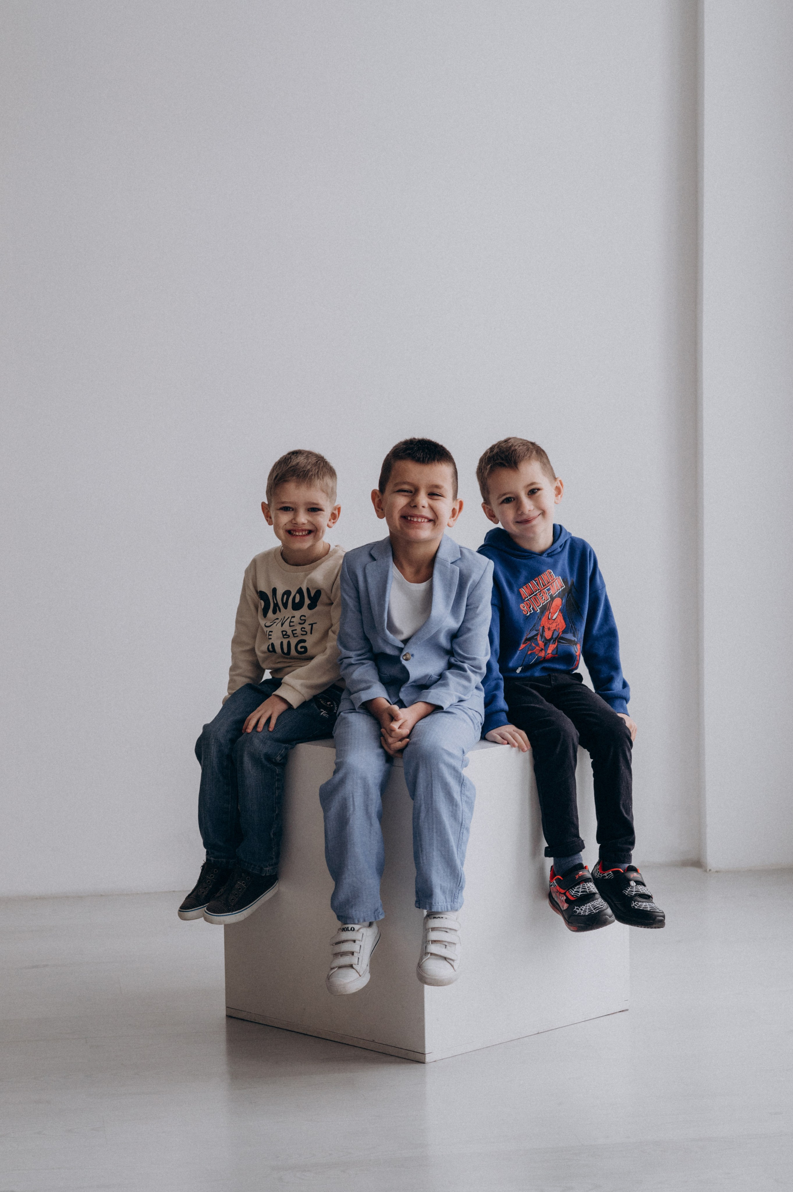 Фотосесія групи дитячого садочку, фотосесія на віньєтки, зйомка дітей в студії. Сімейний, дитячий та індивідуальний фотограф в м. Тернопіль, м. Львів