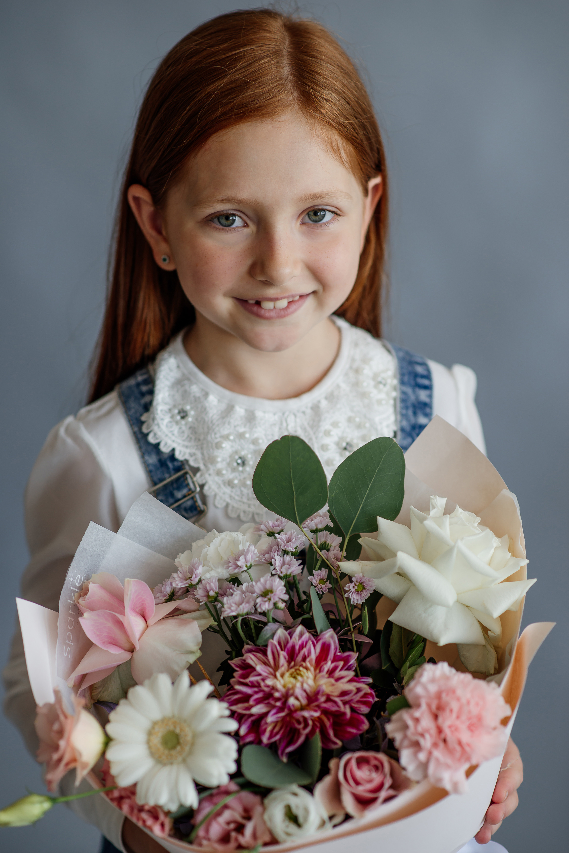 Студійна фотосесія з квітами для квіткової крамниці Sparkle. Тернопіль. Сімейний, дитячий та індивідуальний фотограф в м. Тернопіль, м. Львів