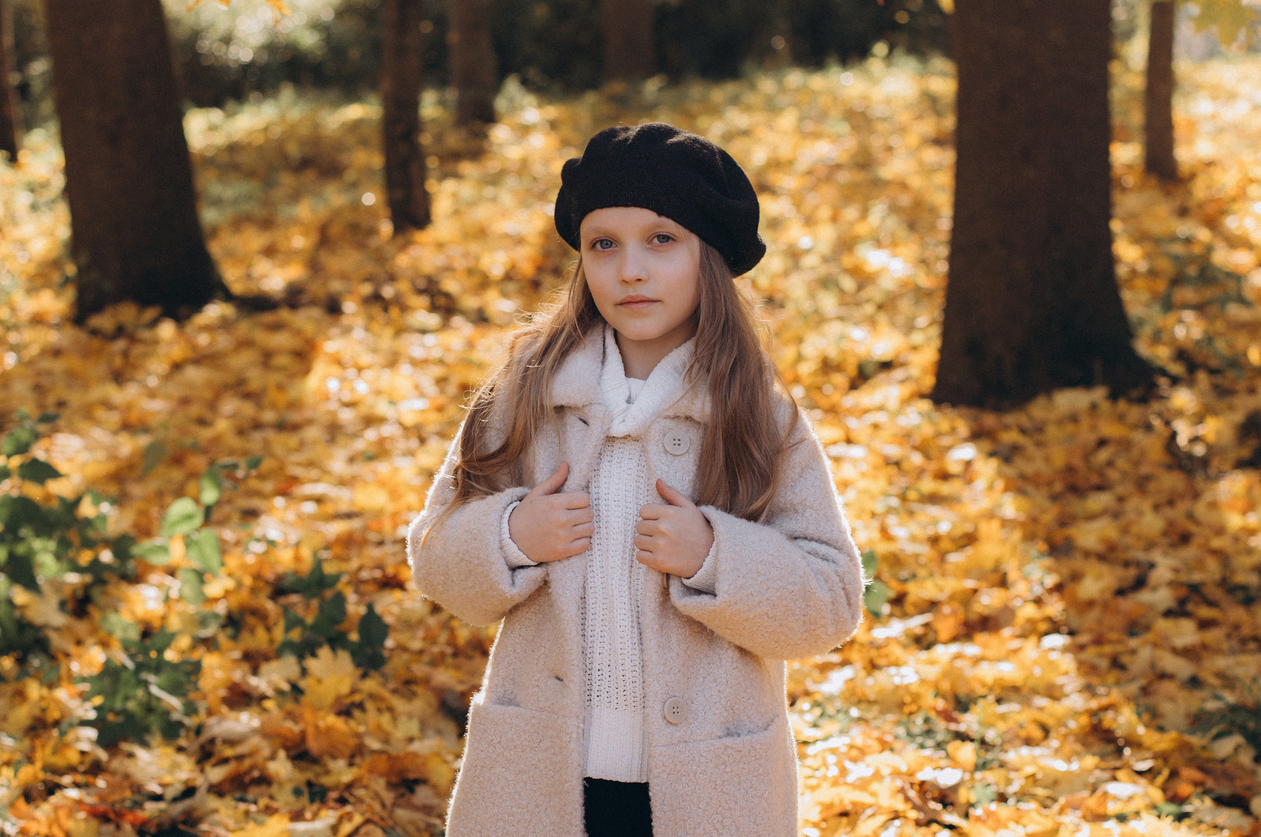 Осіння фотосесія 4 класу на віньєтки, випускні фотоальбоми Тернопіль, фотосесія випускників Тернопіль, шкільний випускний альбом Тернопіль. Сімейний, дитячий та індивідуальний фотограф в м. Тернопіль, м. Львів