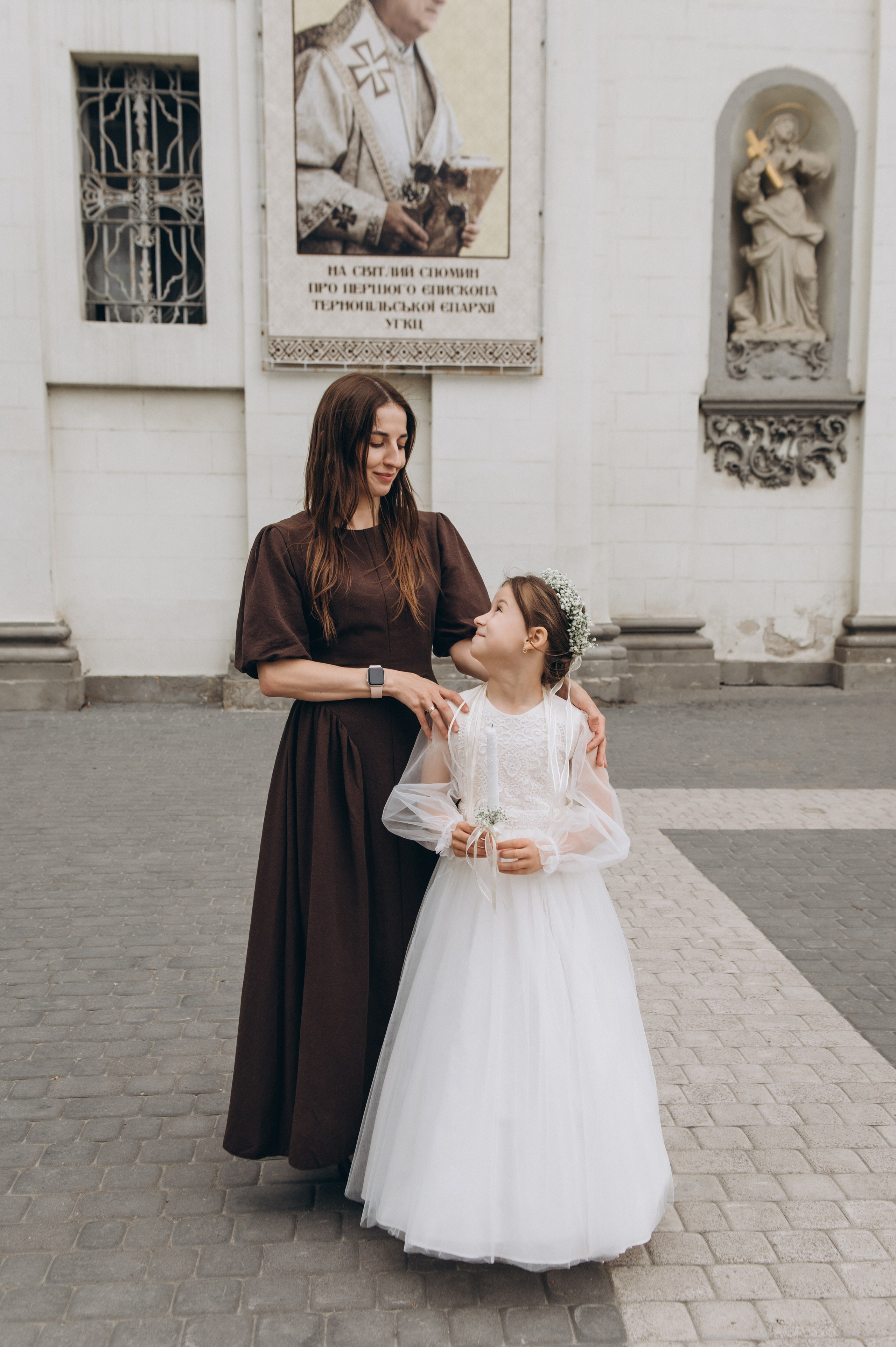 Фотосесія Першого Причастя Тернопіль, фотосесія Причастя Тернопіль, Таїнство Першого Причастя Тернопіль, Катедра Причастя Тернопіль. Сімейний, дитячий та індивідуальний фотограф в м. Тернопіль, м. Львів
