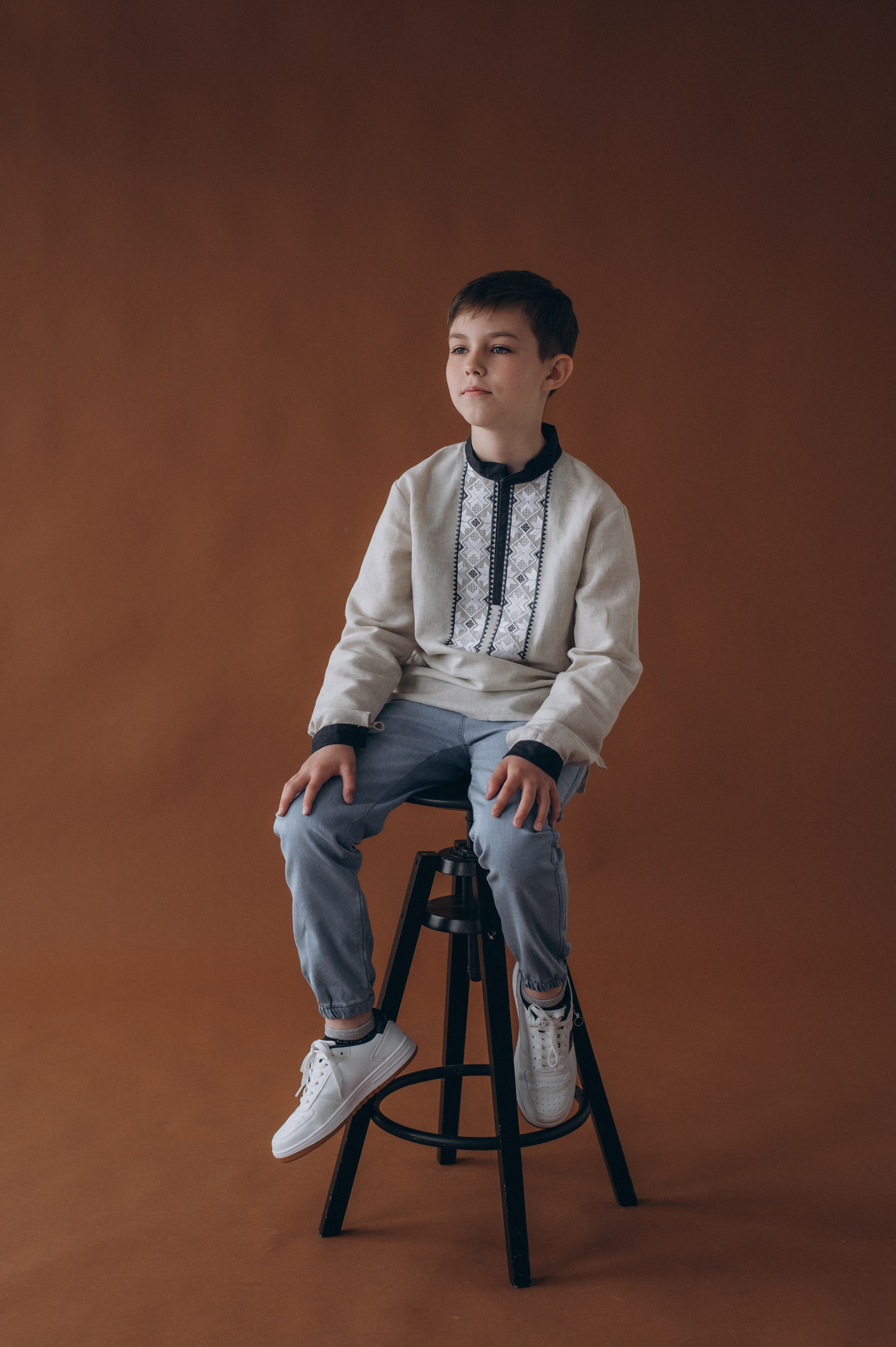 Шкільна фотосесія на віньєтки Тернопіль, фотосесія випускників Тернопіль, зйомка на віньєтки, шкільні фотоальбоми Тернопіль. Сімейний, дитячий та індивідуальний фотограф в м. Тернопіль, м. Львів