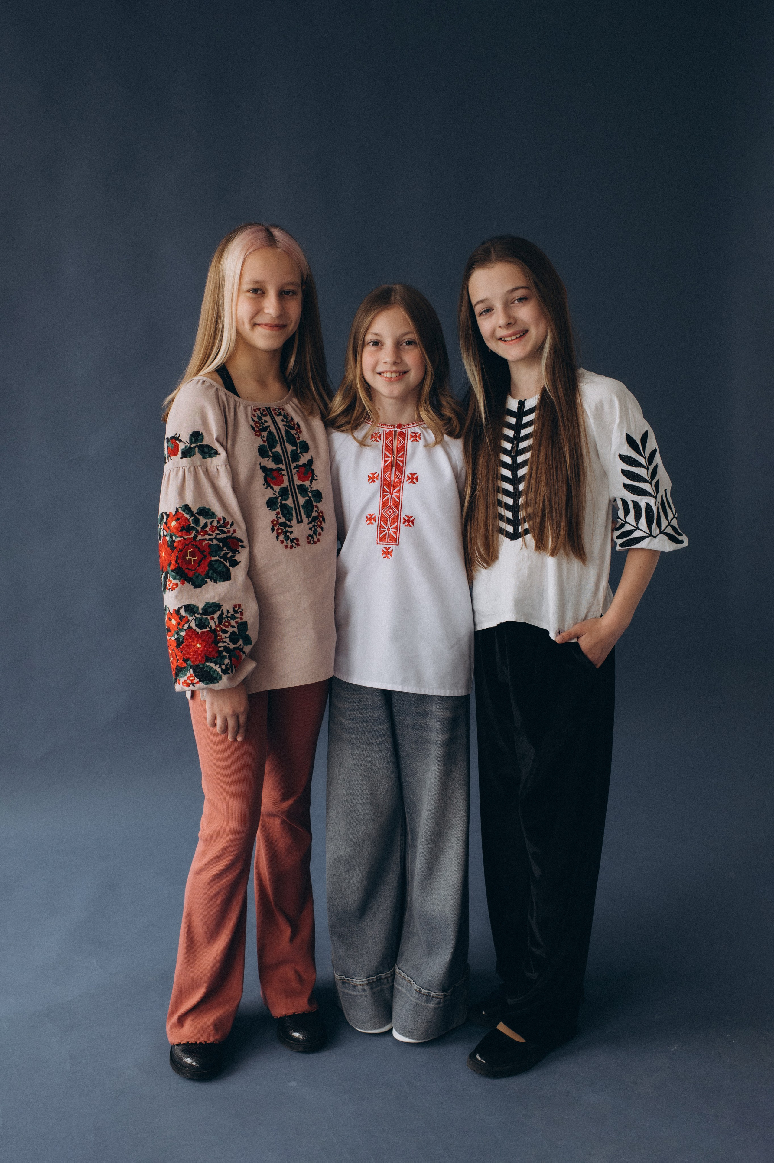 Шкільна фотосесія на віньєтки Тернопіль, фотосесія випускників Тернопіль, зйомка на віньєтки, шкільні фотоальбоми Тернопіль. Сімейний, дитячий та індивідуальний фотограф в м. Тернопіль, м. Львів