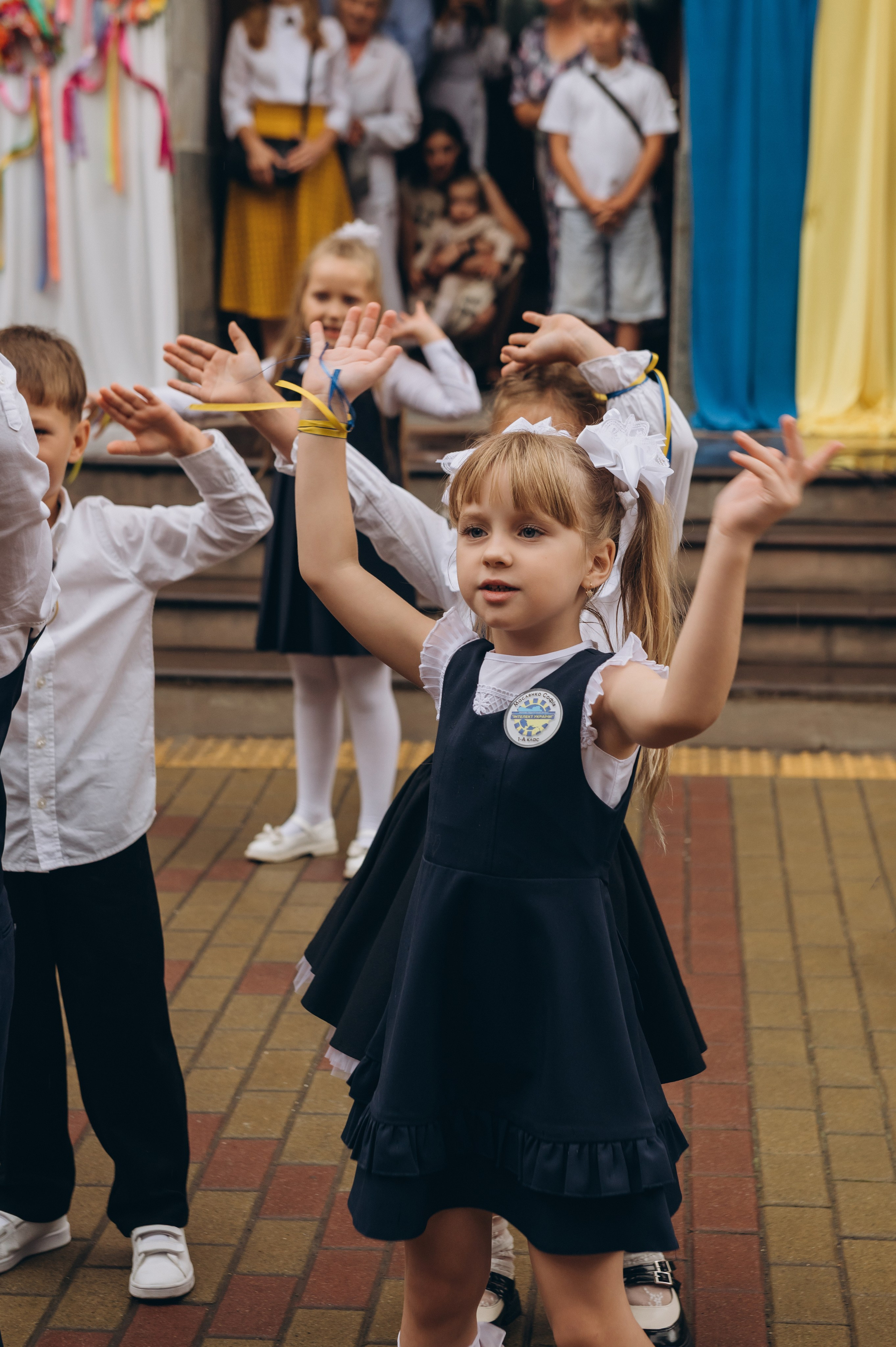 Перший дзвоник у Тернополі, фотосесія першокласників