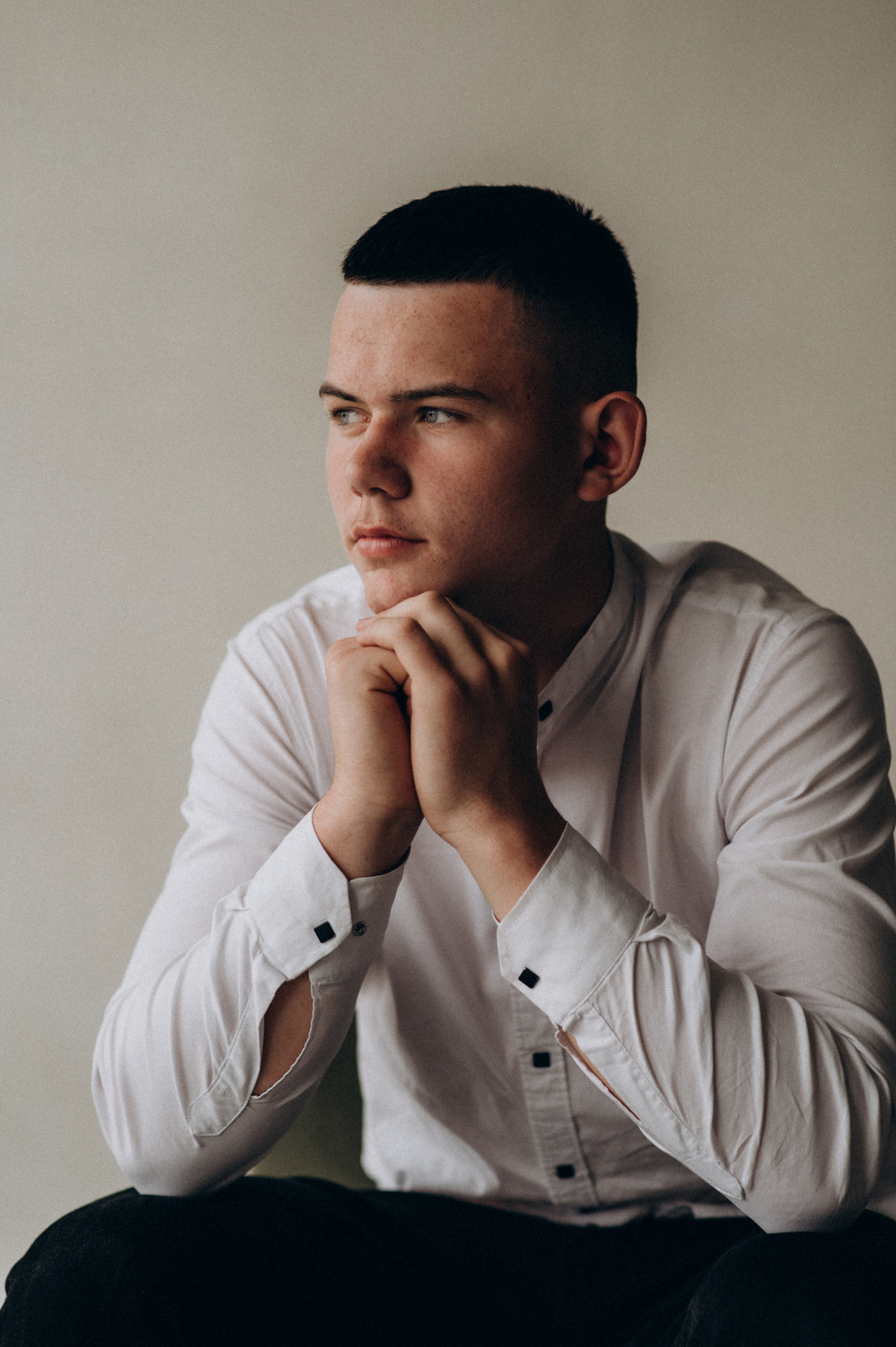 Фотосесія на віньєтки, фотосесія випускників, шкільна фотосесія. Сімейний, дитячий та індивідуальний фотограф в м. Тернопіль, м. Львів