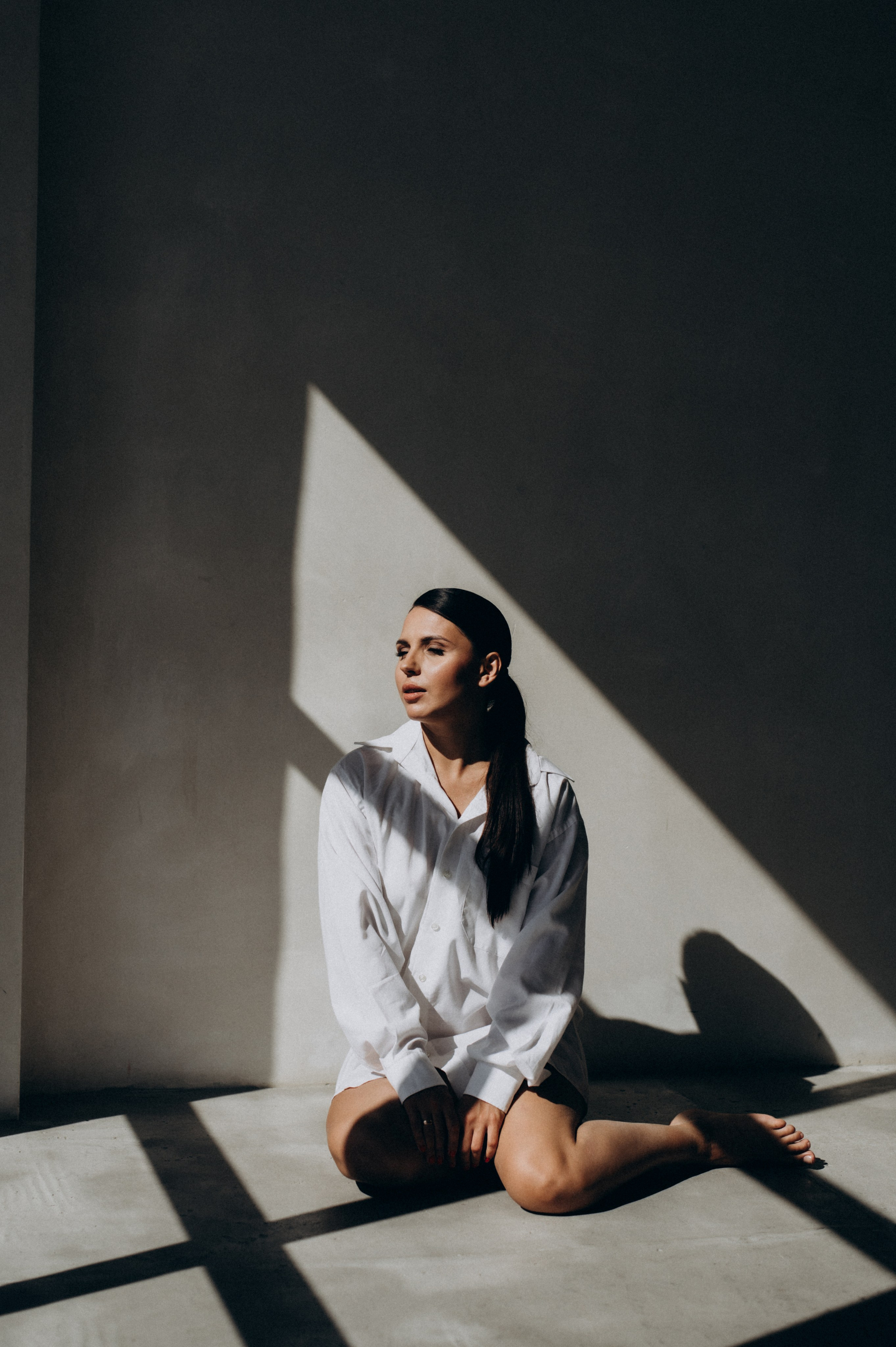 Портретна зйомка Тернопіль, контент-зйомка для лікаря, фотосесія лікаря у студії Тернопіль. Сімейний, дитячий та індивідуальний фотограф в м. Тернопіль, м. Львів