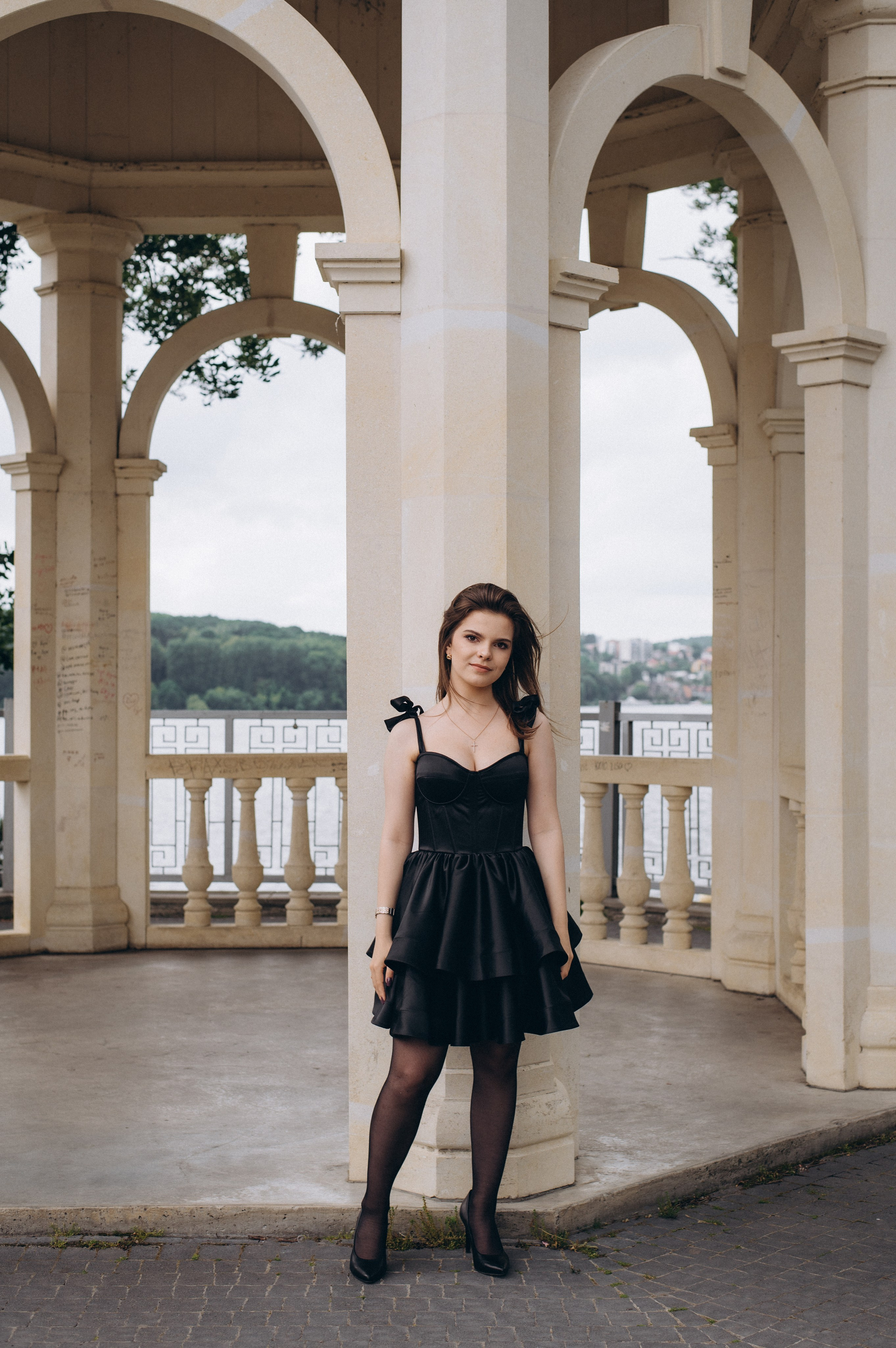 Випускники 2025, фотосесія випускного Тернопіль, фотосесія випускників Тернопіль, зйомка випускного, фотосесія випускного. Сімейний, дитячий та індивідуальний фотограф в м. Тернопіль, м. Львів