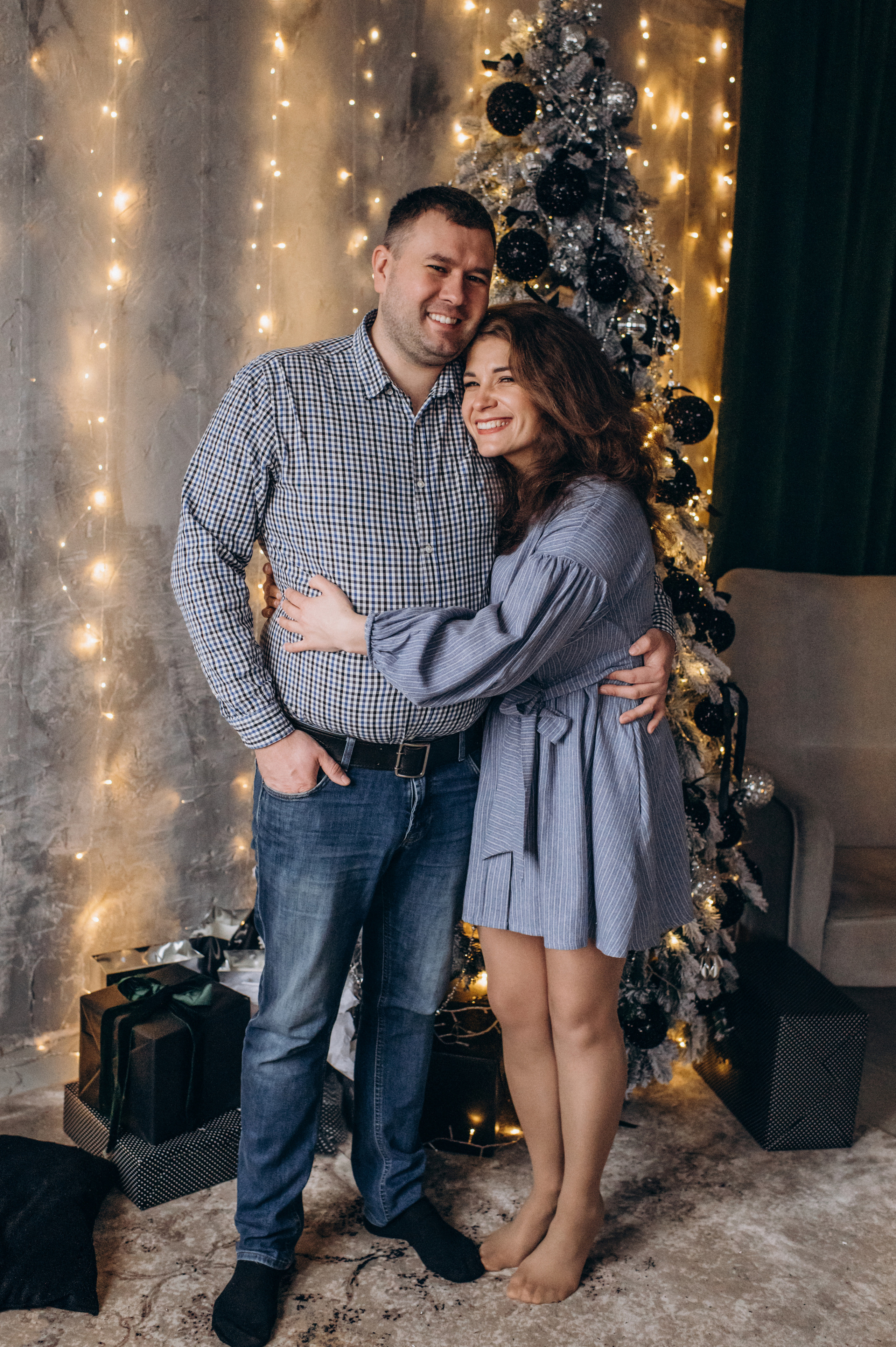 Новорічна сімейна зйомка у студії. Сімейний, дитячий та індивідуальний фотограф в м. Тернопіль, м. Львів