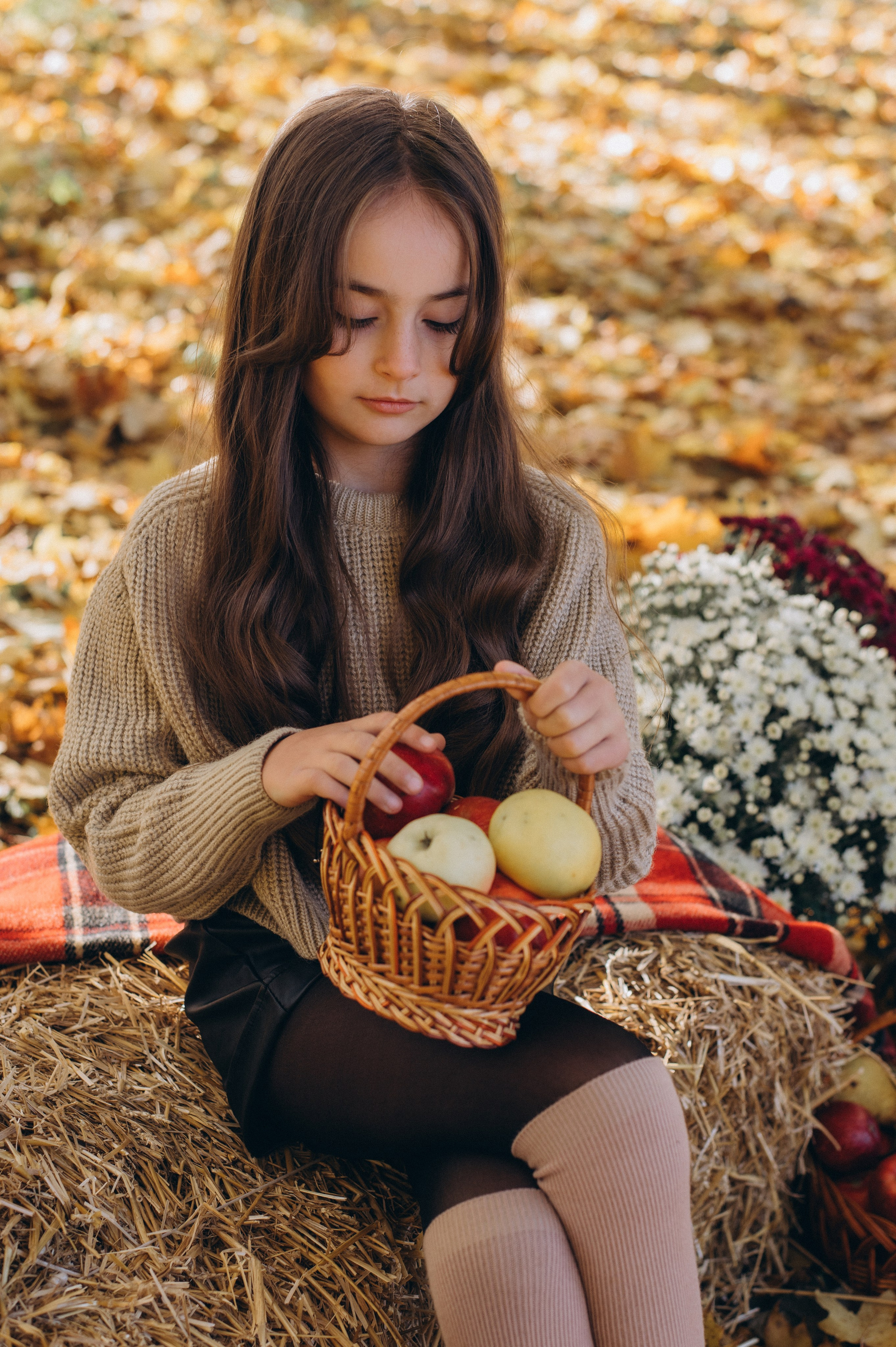 Осіння фотосесія 4 класу на віньєтки, випускні фотоальбоми Тернопіль, фотосесія випускників Тернопіль, шкільний випускний альбом Тернопіль. Сімейний, дитячий та індивідуальний фотограф в м. Тернопіль, м. Львів