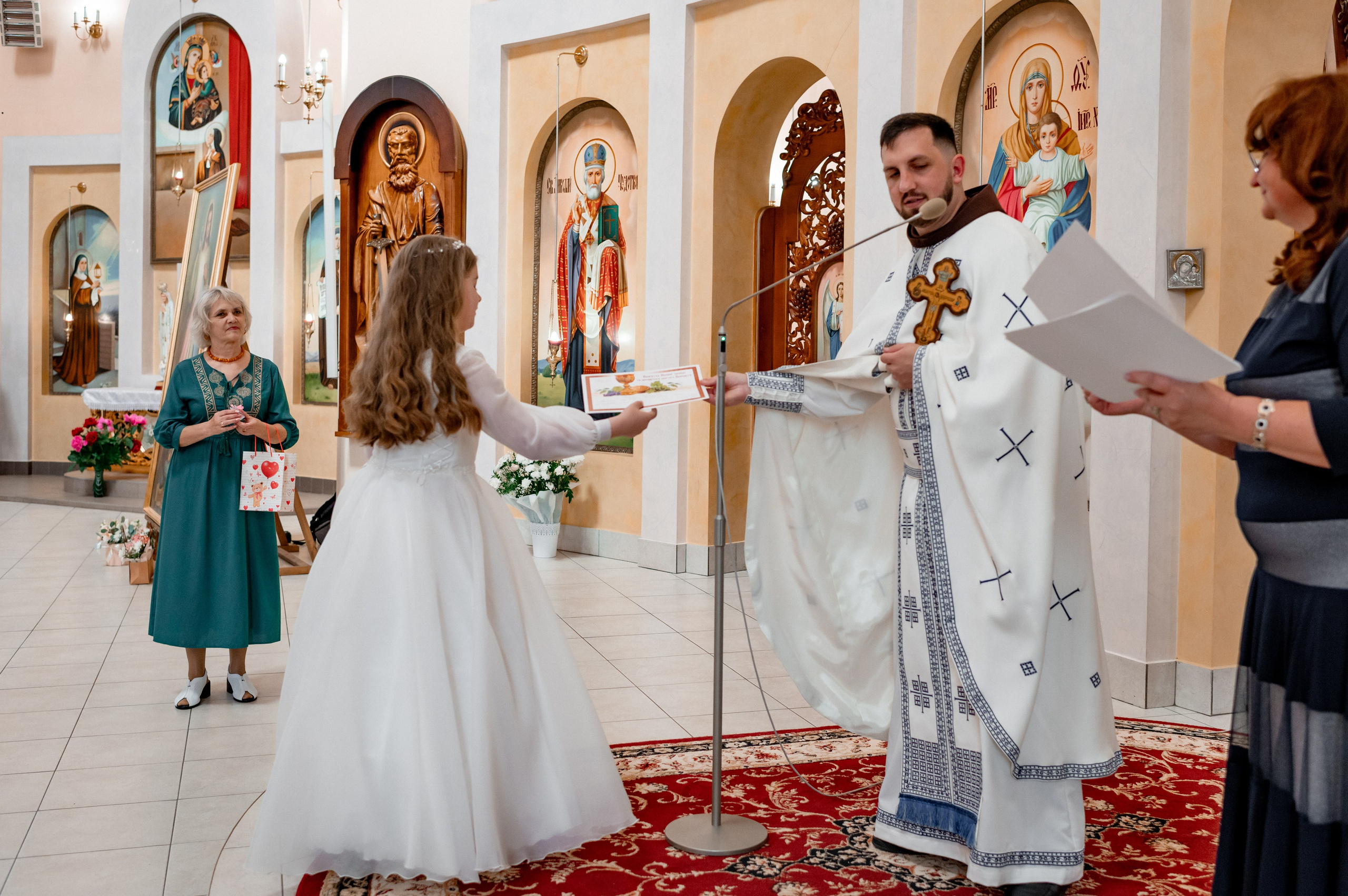 Фотосесія Першого Причастя Тернопіль, зйомка Причастя Тернопіль, Таїнство Першого Причастя Тернопіль, Катедра Причастя Тернопіль. Сімейний, дитячий та індивідуальний фотограф в м. Тернопіль, м. Львів