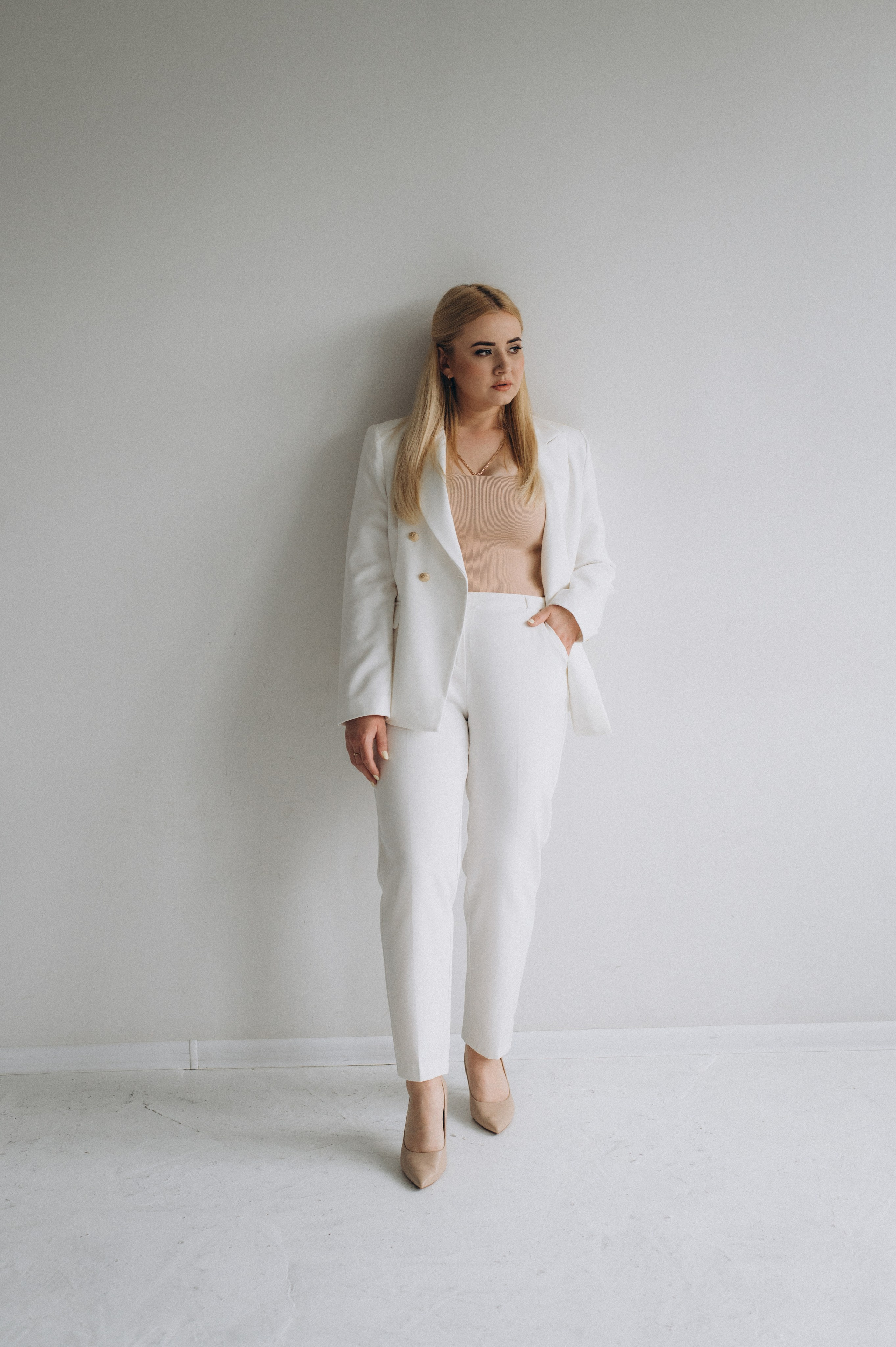 Портретна фотосесія дівчат, контент фотосесія Тернопіль, індивідуальна фотосесія Львів, портретний фотограф Тернопіль. Сімейний, дитячий та індивідуальний фотограф в м. Тернопіль, м. Львів